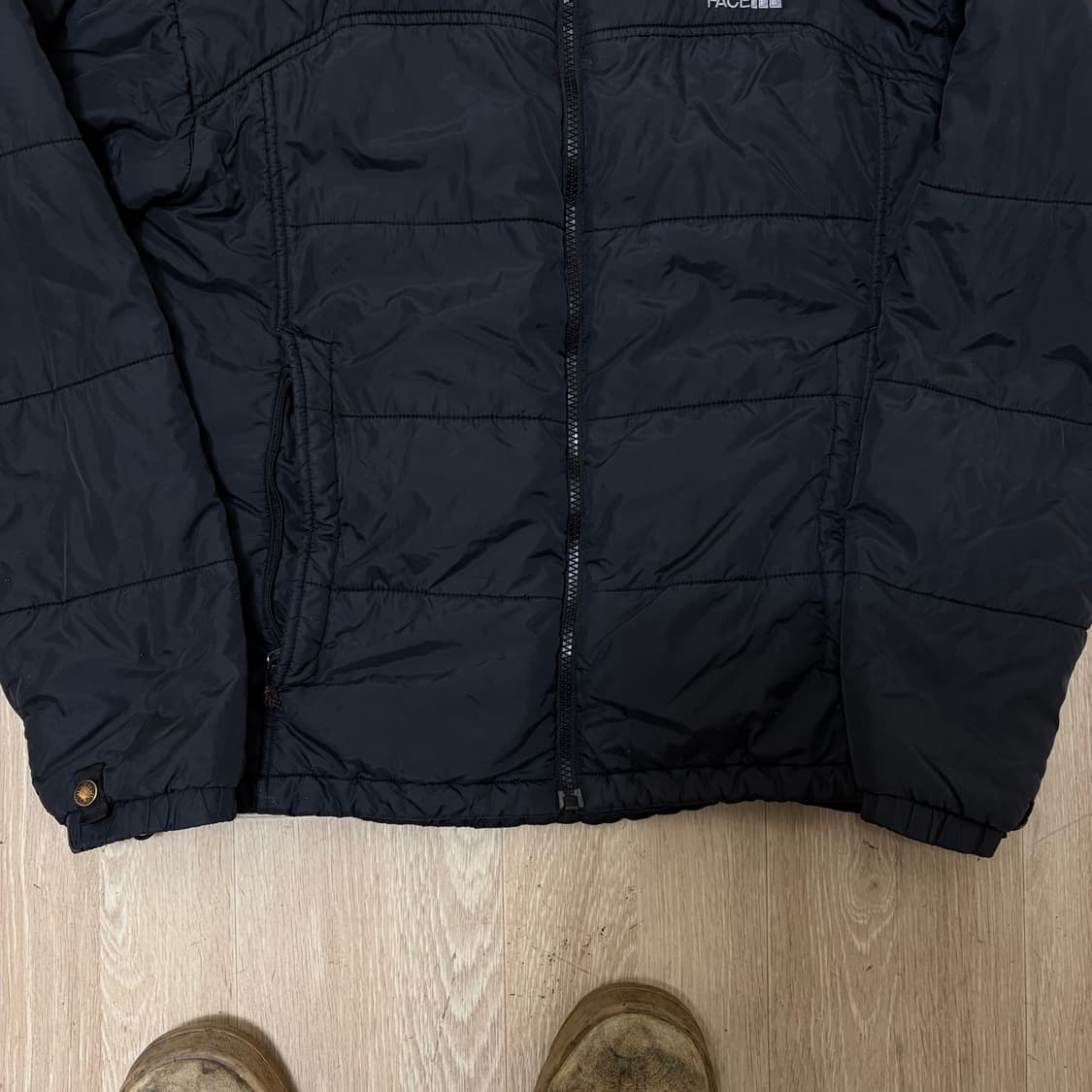 노스페이스 로고 엑셀로프트 경량패딩 S/90  상품이미지4