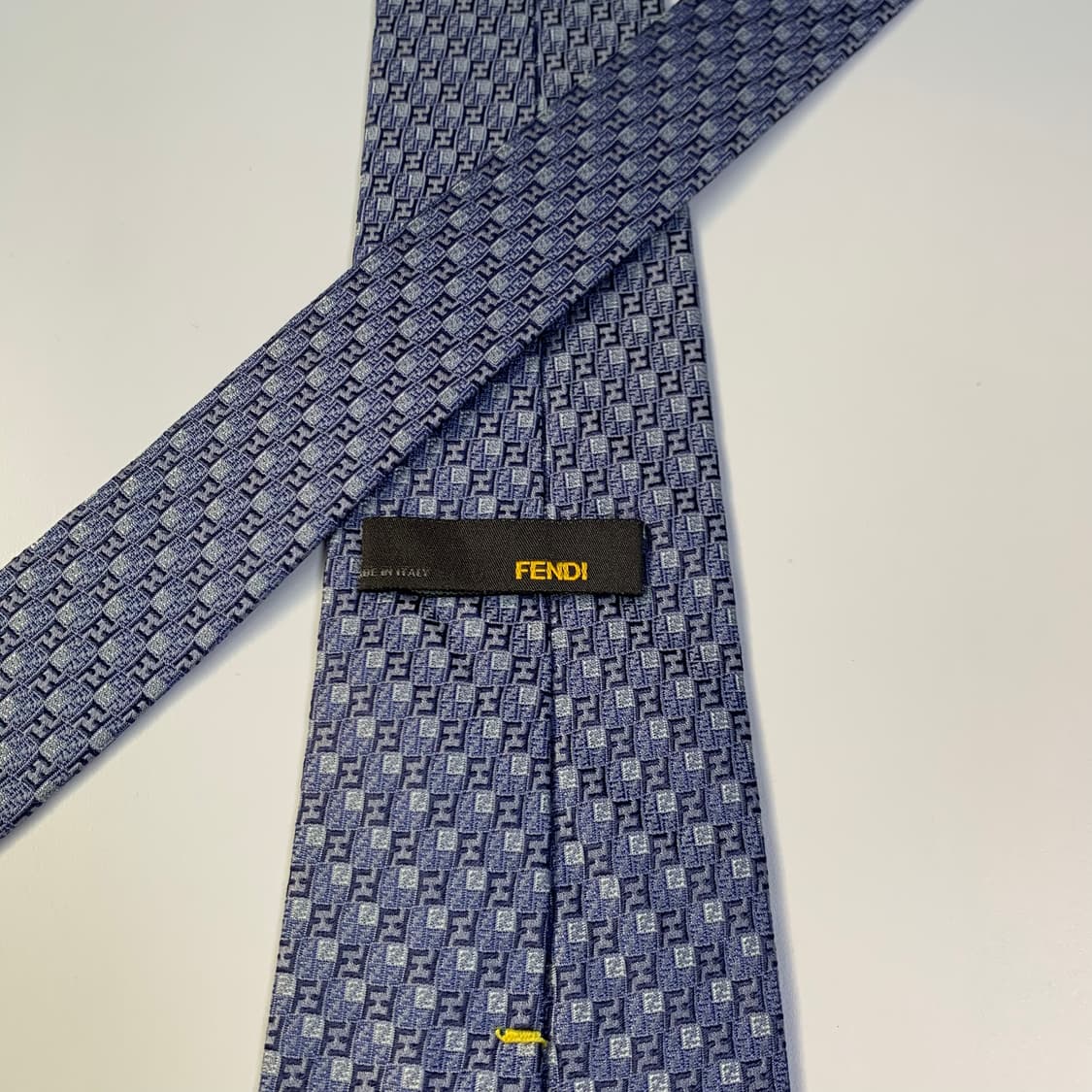 펜디(FENDI) 신형 FF모노그램 명품넥타이 이태리 100실크 최상급 상품이미지5