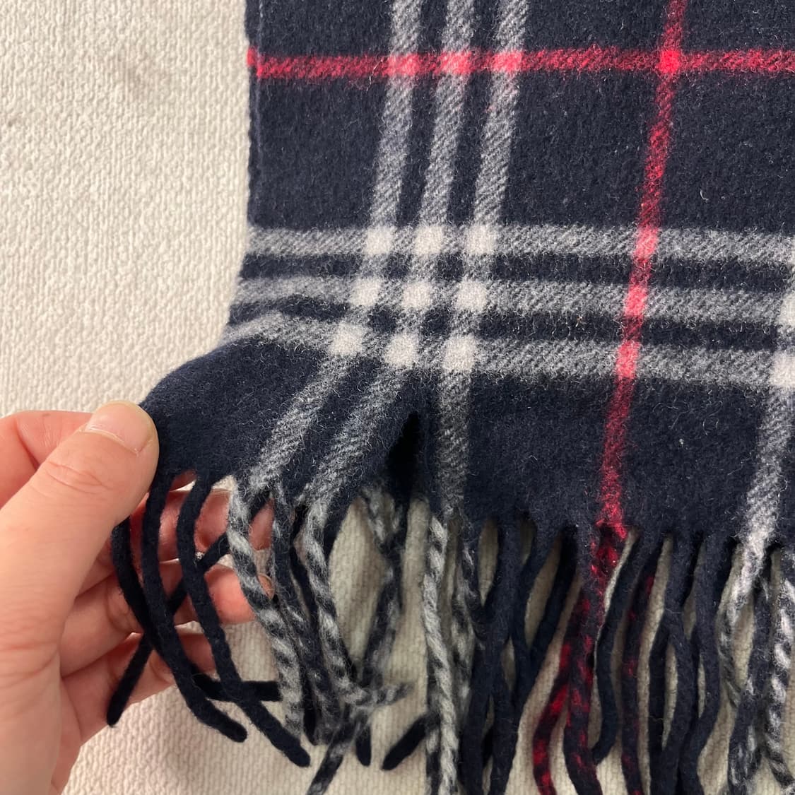 버버리 노바체크 램스울 네이비 머플러 상품이미지4