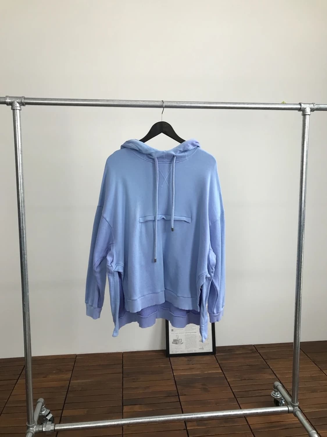 MAX&Co Back Logo Oversized Blue Hoodie 상품이미지4