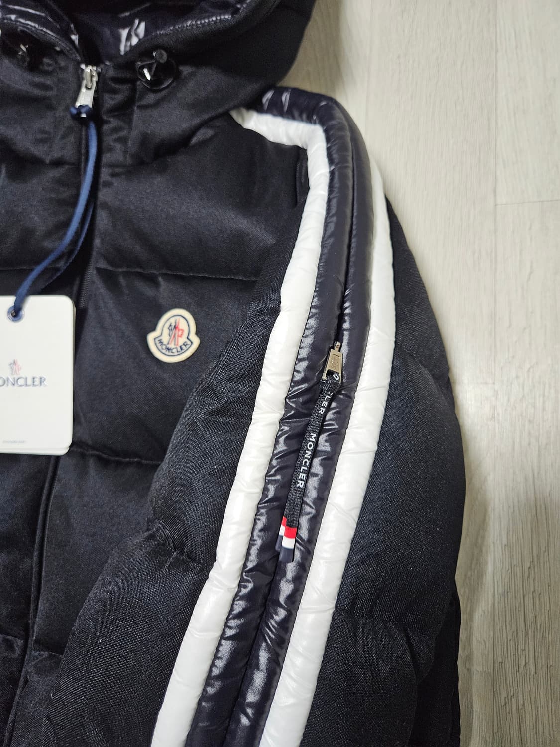 몽클레어 패딩 상품이미지2