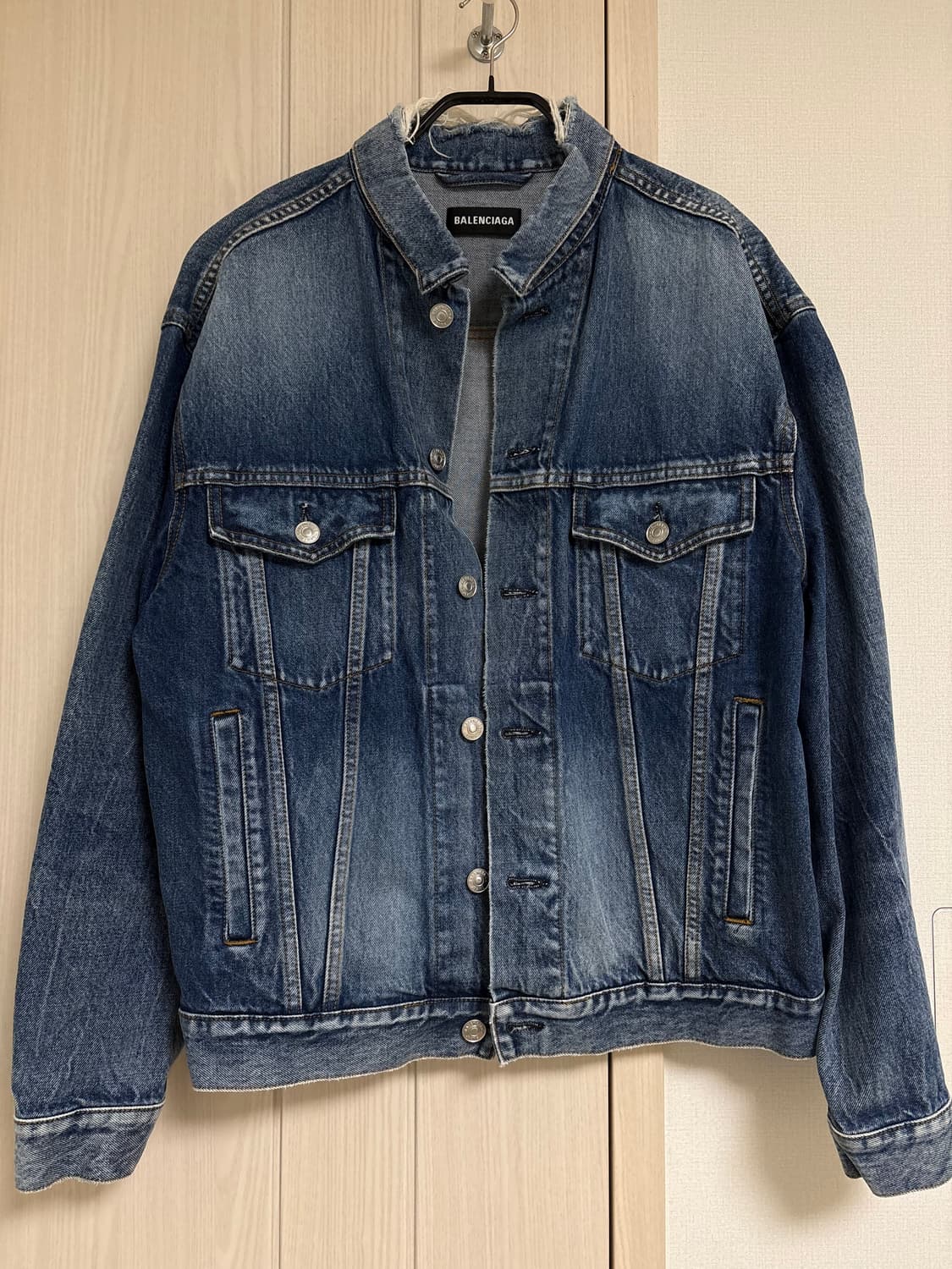 발렌시아가 백로고 데님 청자켓 44사이즈 상품이미지1