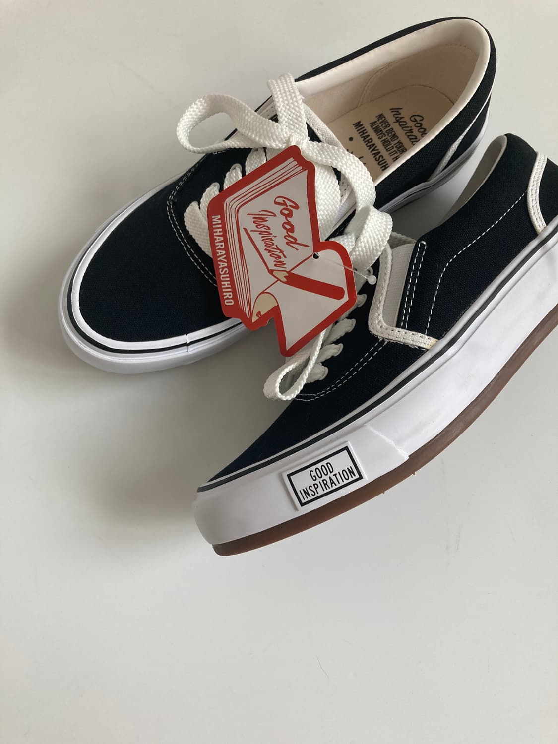X GU Sneakers 상품이미지9