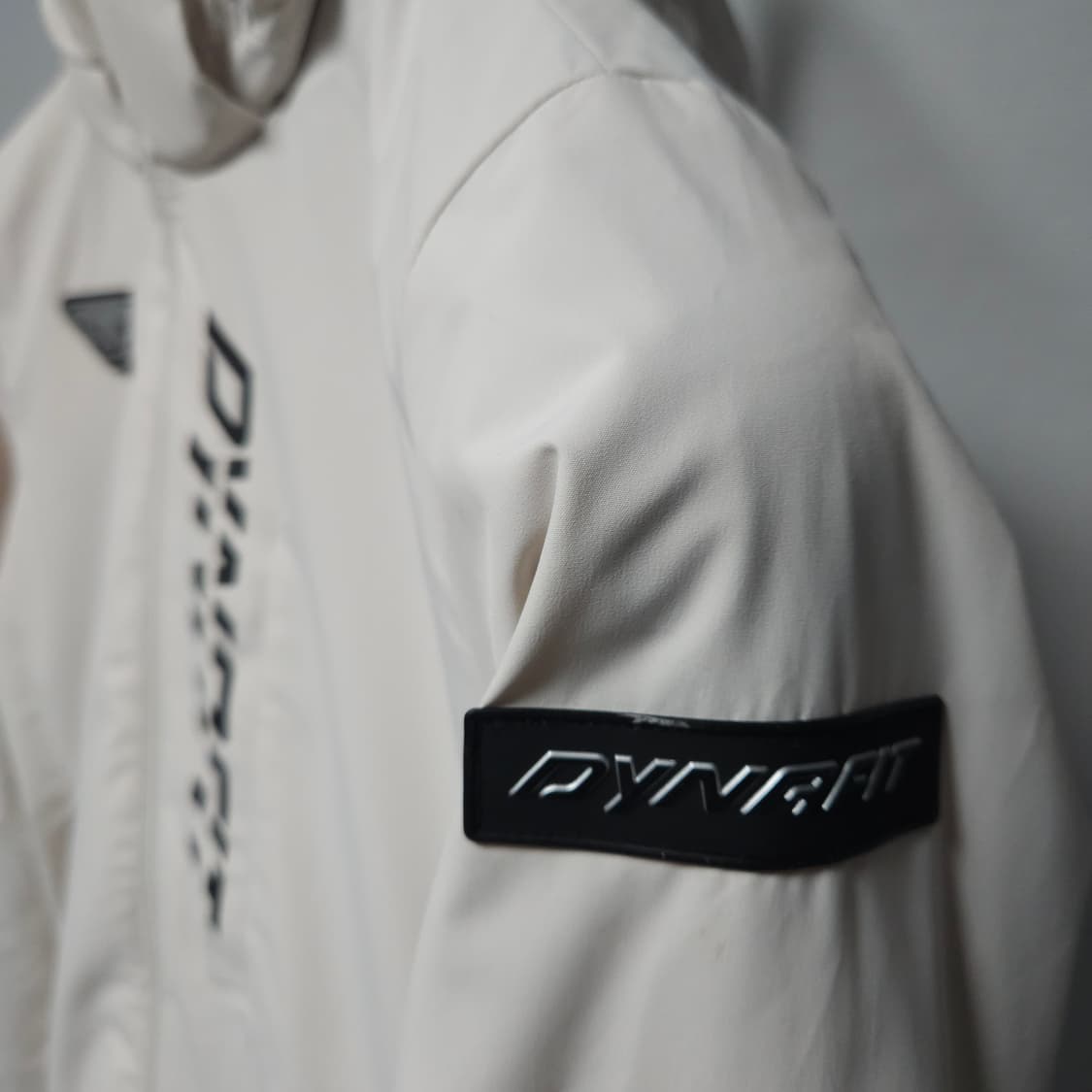 95 ) 다이나핏 여성 바람막이 상품이미지3