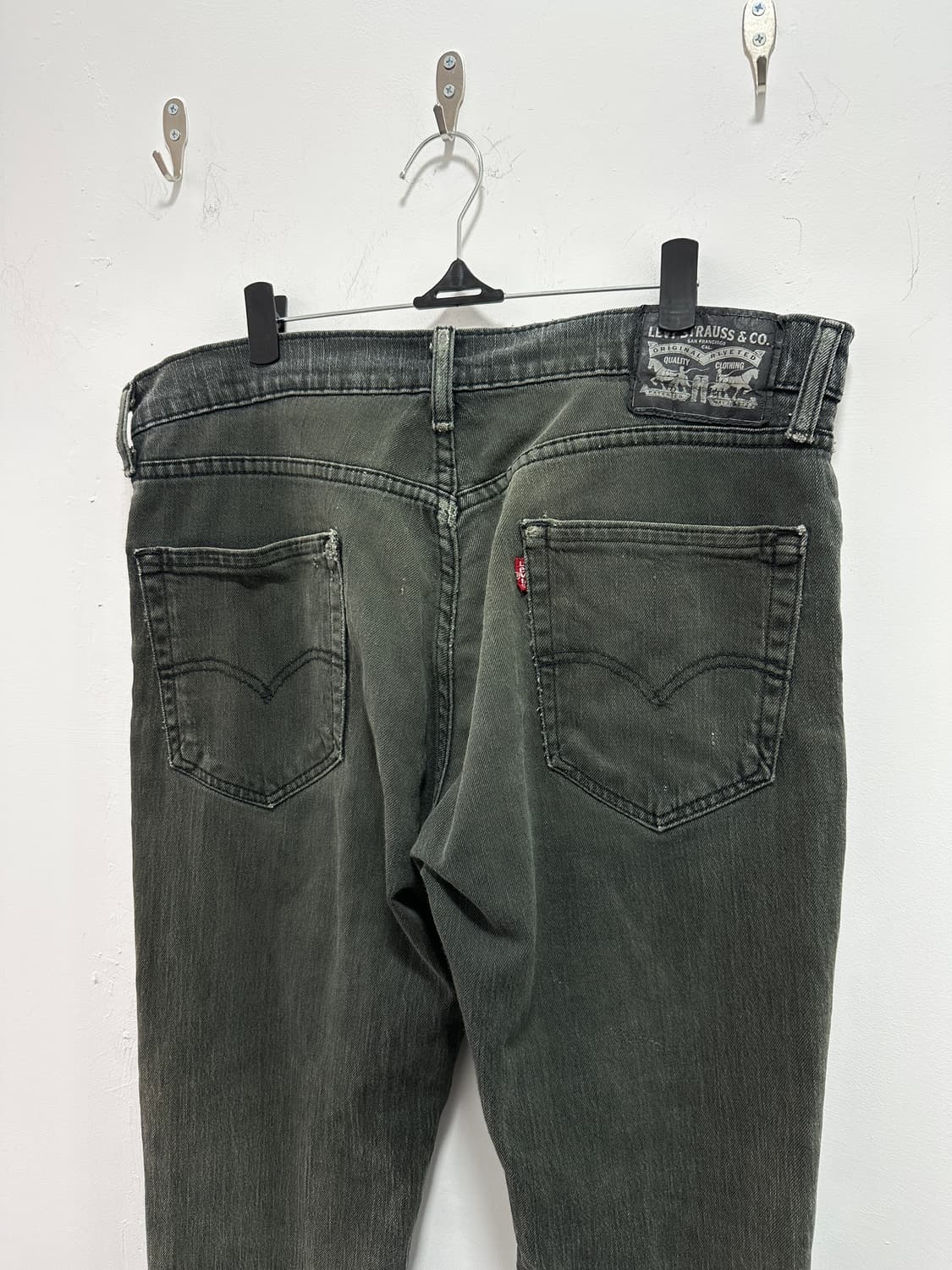Levi’s vintage destroyed patch denim pan 상품이미지8
