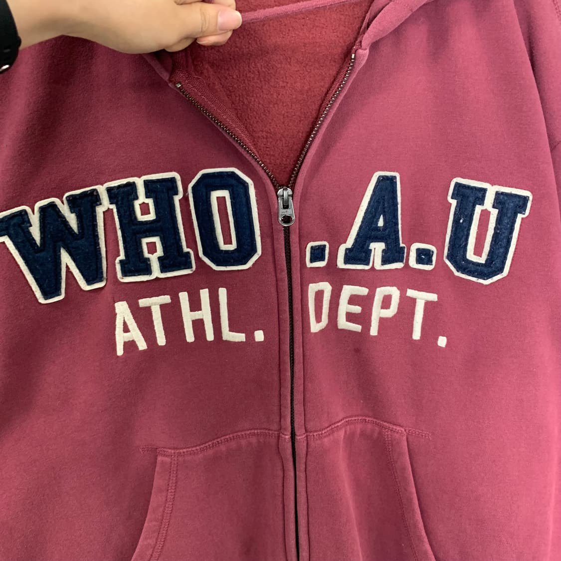 후아유 y2k 와투케 버건디 후드집업 상품이미지4