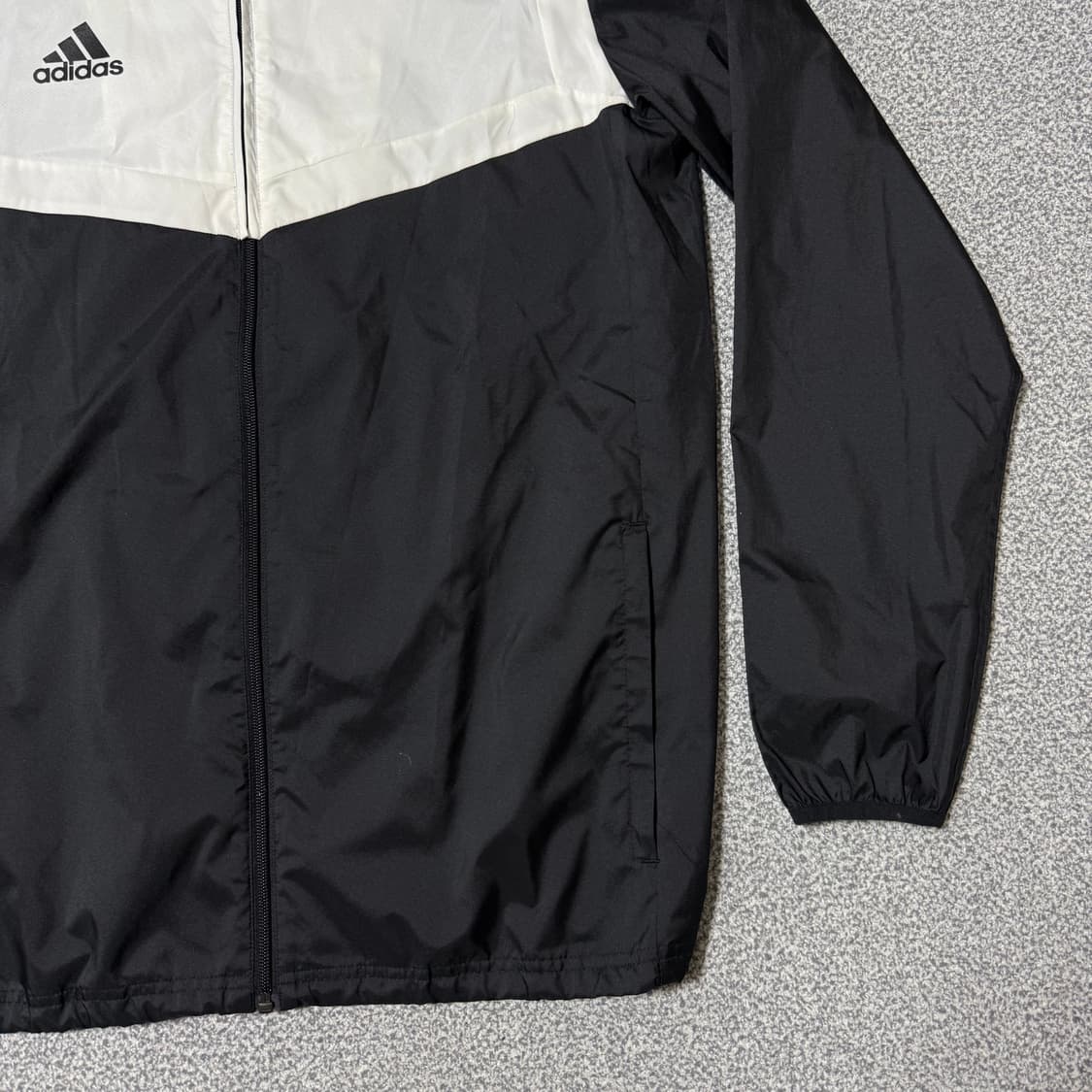 아디다스 바람막이 L 상품이미지5