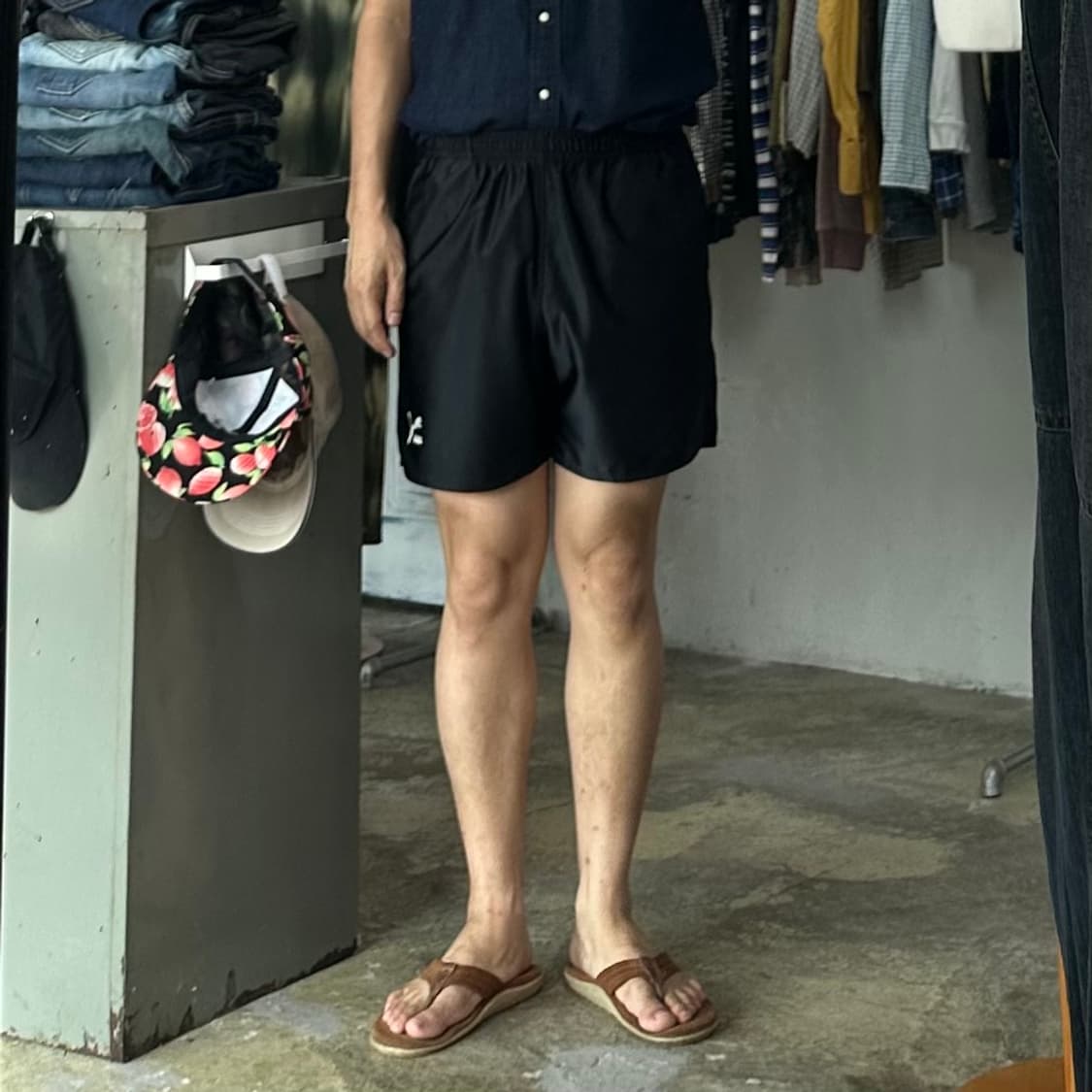 (착용컷) PUMA 트랙 쇼츠 (남성용 L) 상품이미지2