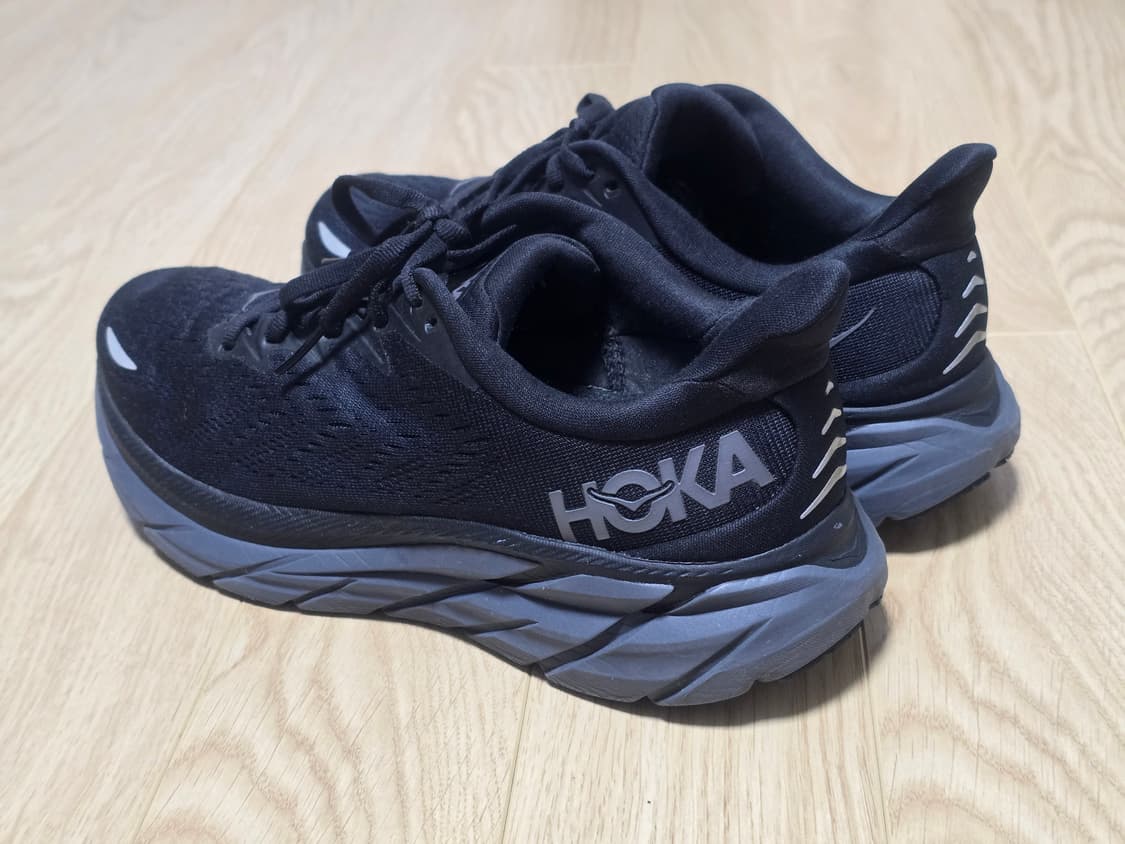 HOKA 호카 클리프톤8 스니커즈 255사이즈 상품이미지2