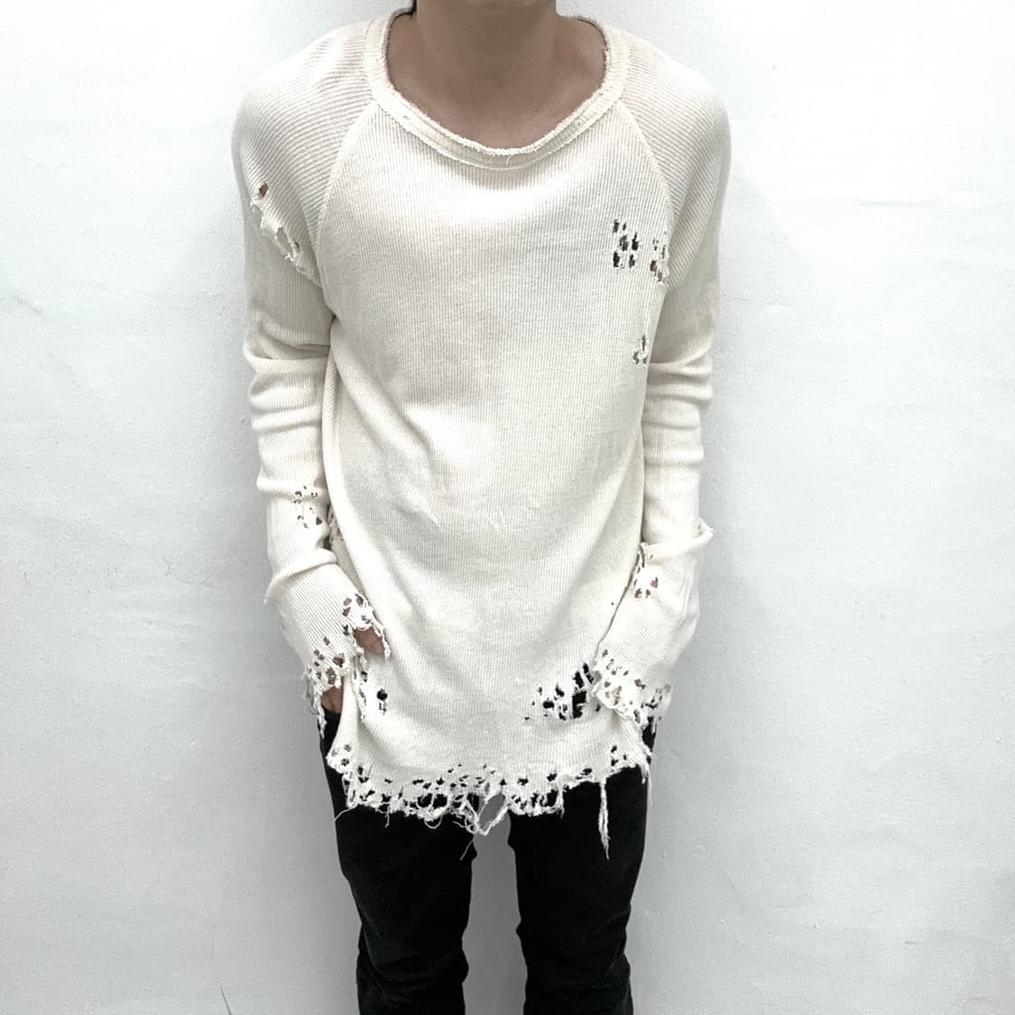 ivory damaged knit long sleeve 상품이미지1
