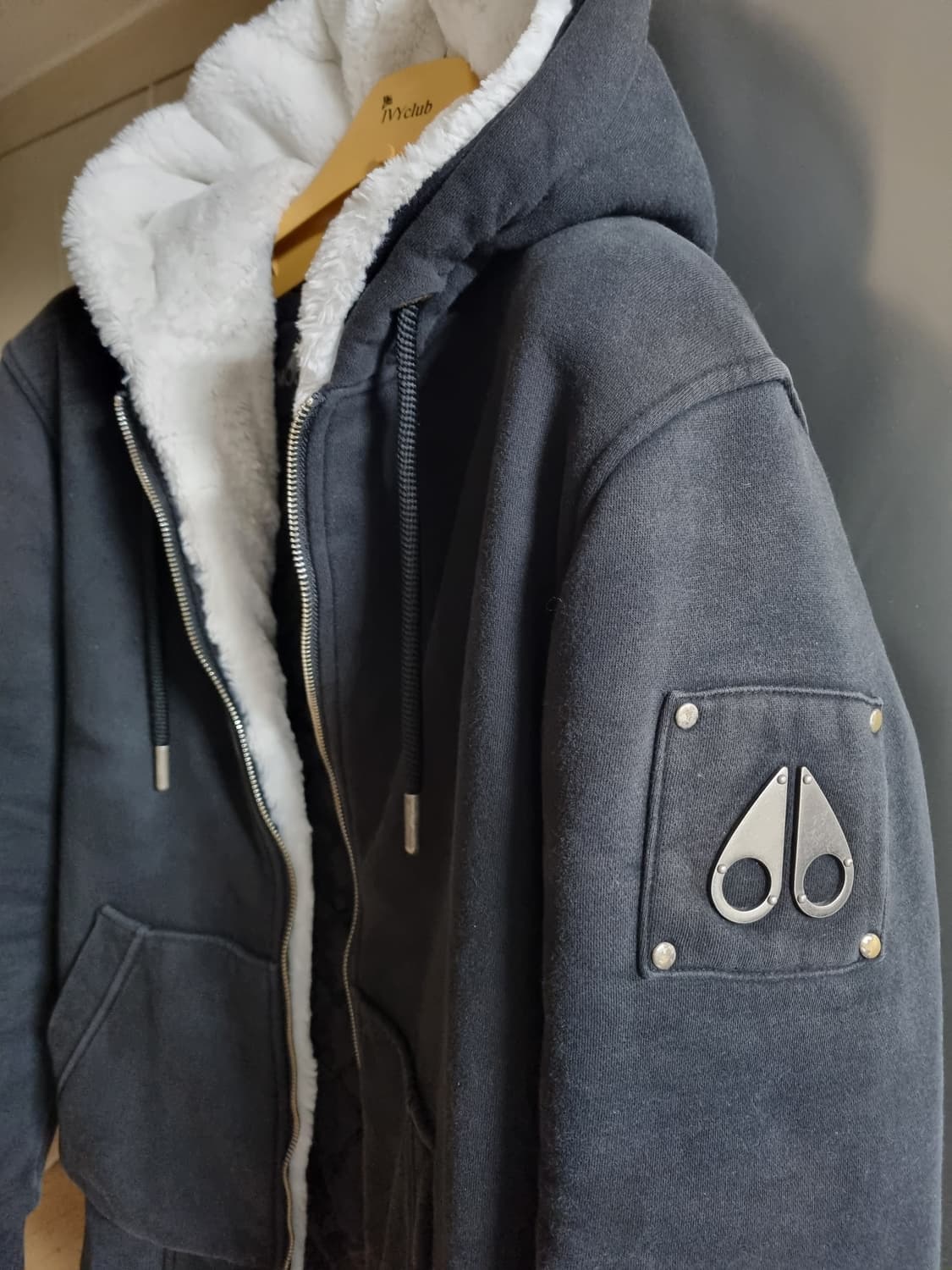 Moose Knuckles Classic Bunny Hoodie  상품이미지2