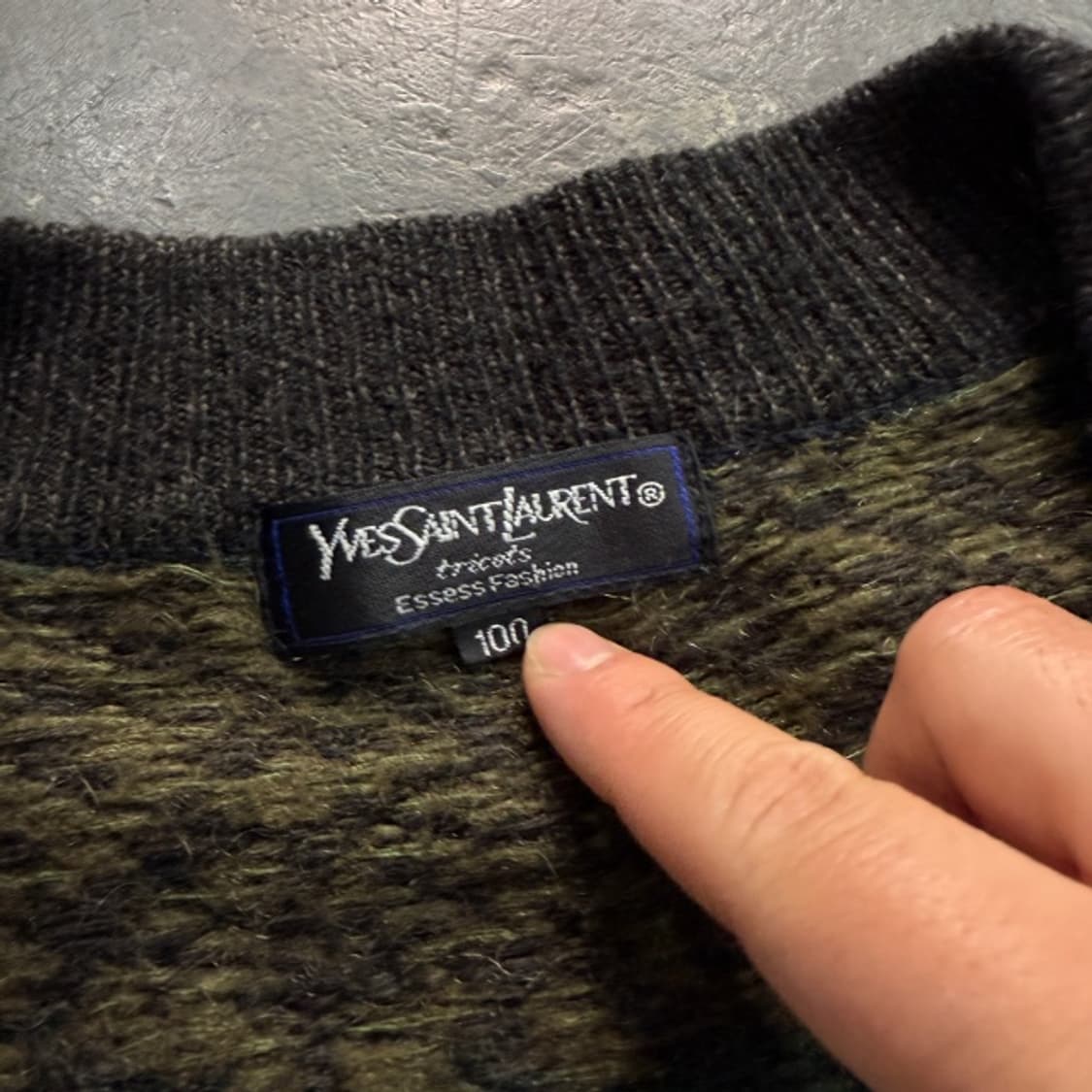 100 입생로랑 가디건 상품이미지3