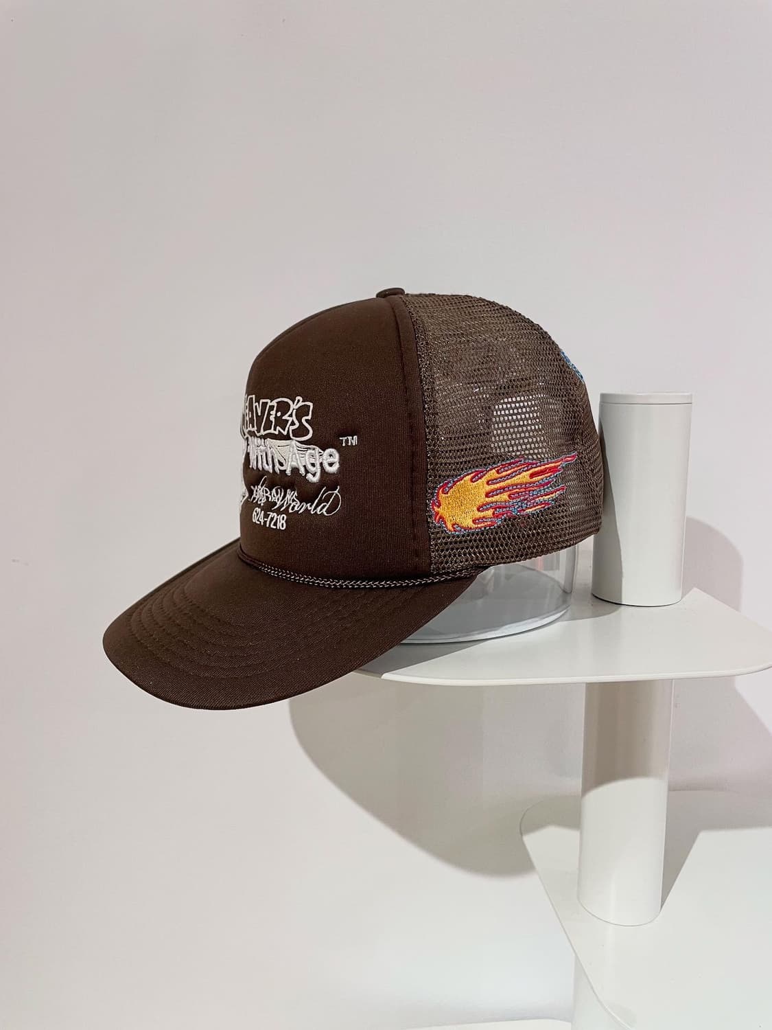 베럴 위드 에이지 trucker cap 상품이미지3
