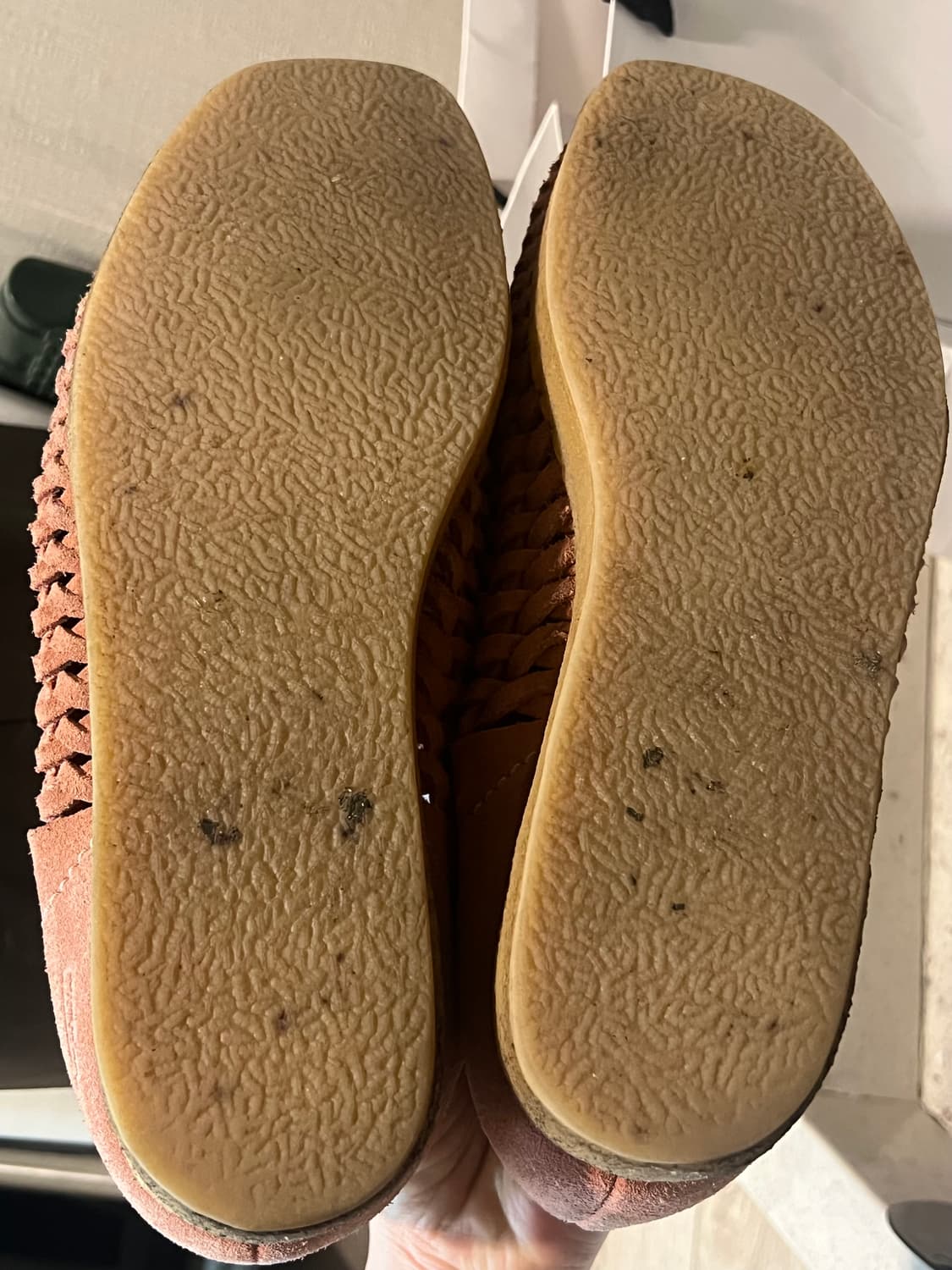 [260] 클락스 x 슈프림 우븐 왈라비 핑크 상품이미지5