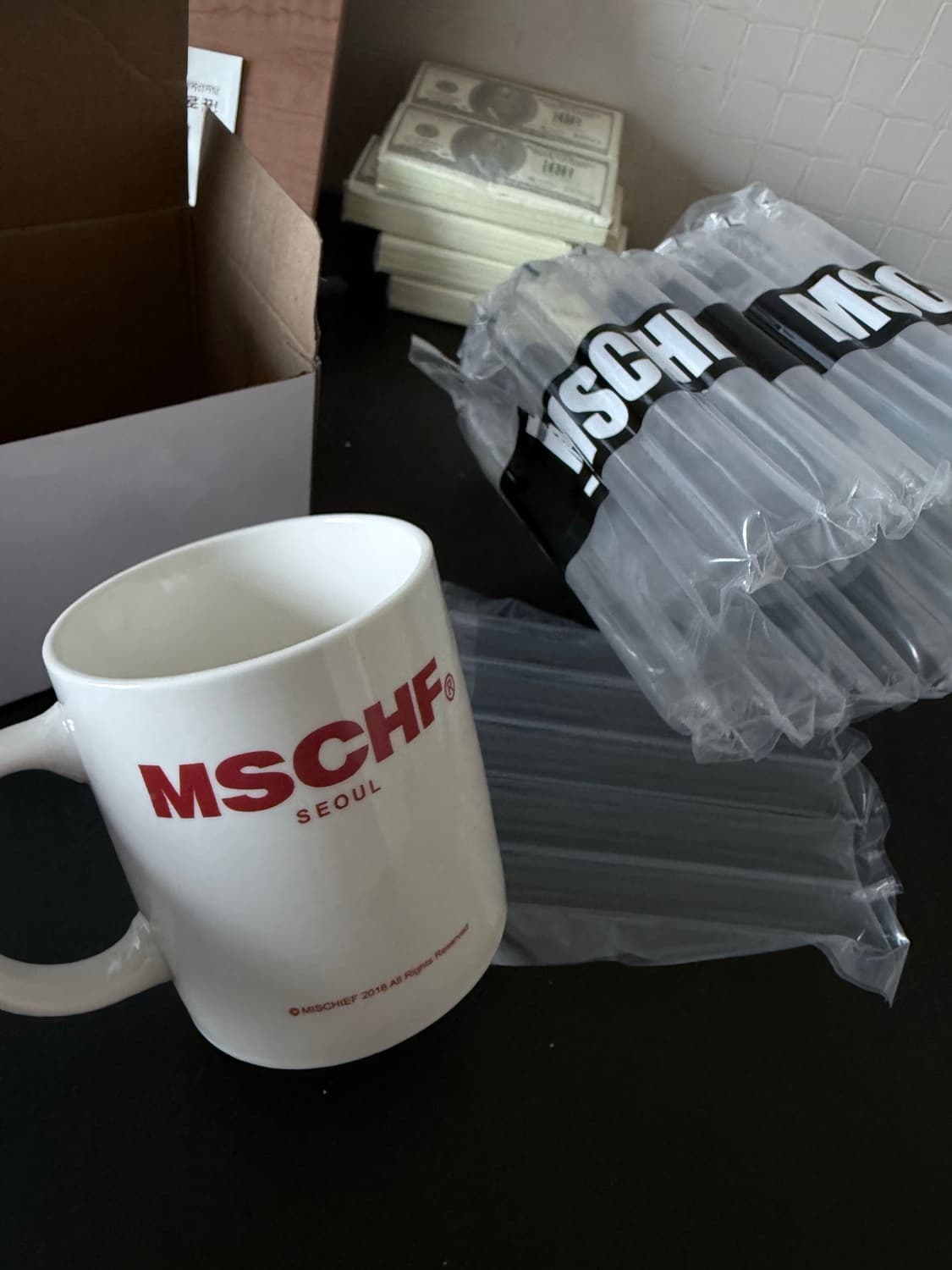 [새상품] 미스치프 서울 한정 머그컵 상품이미지1