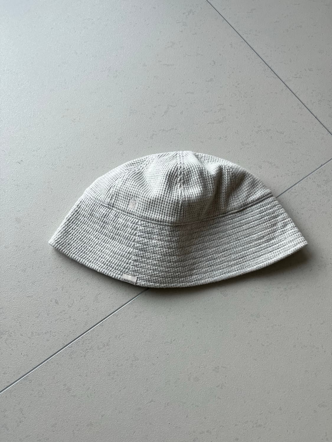 꼬모니노즈 모자 버킷햇 상품이미지1