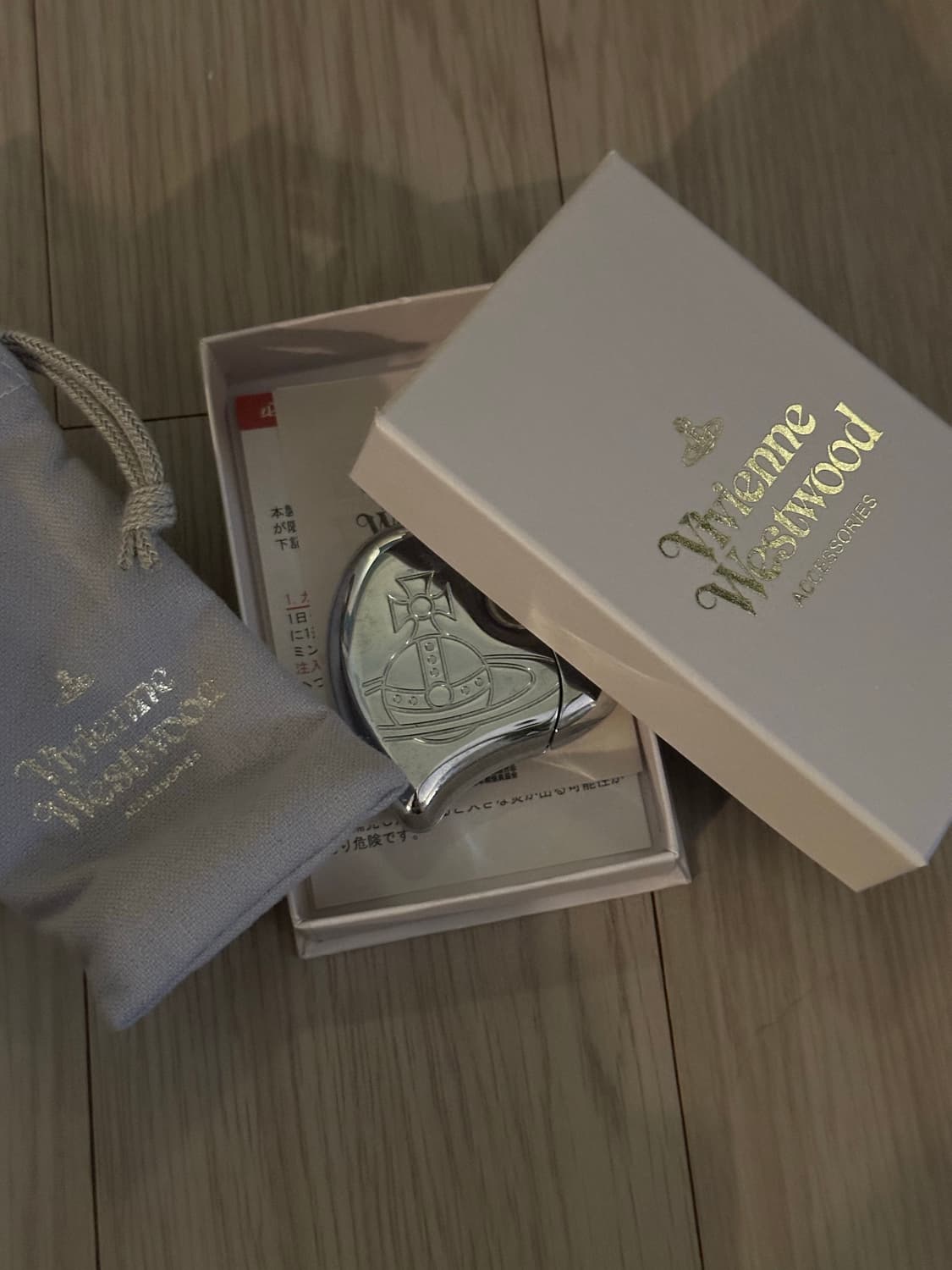 비비안웨스트우드 실버 라이터 상품이미지1