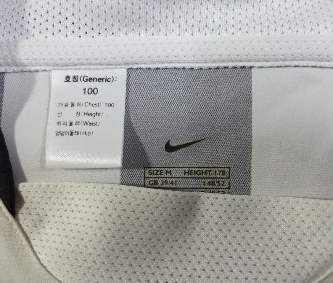 나이키 유벤투스 03/04 노마킹 유니폼 상품이미지7