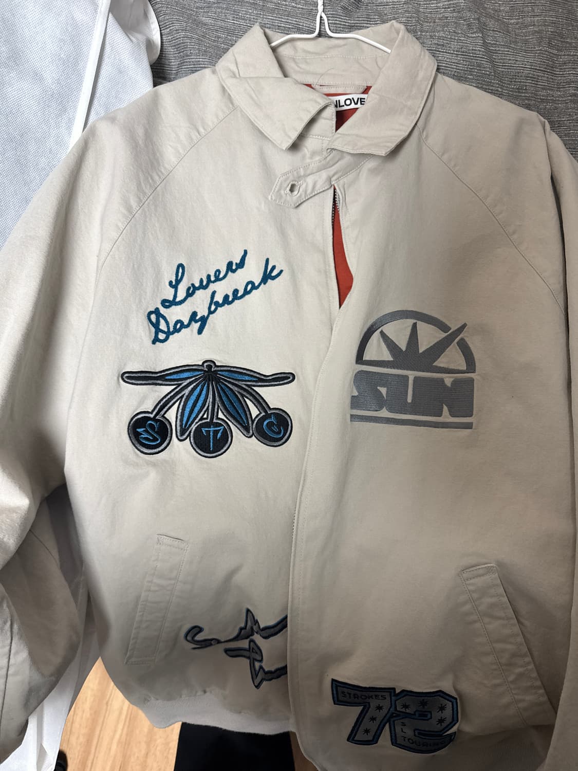 썬러브 자켓 급처합니다 상품이미지1