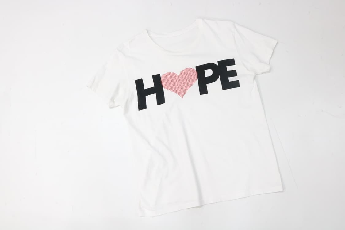 빈티지 HOPE 그래픽 하트 타이포그래피 화이트 반팔티셔츠 상품이미지2