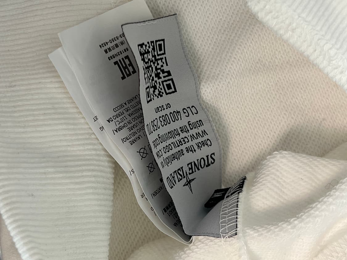 스톤아일랜드 화이트 맨투맨 새상품 상품이미지3