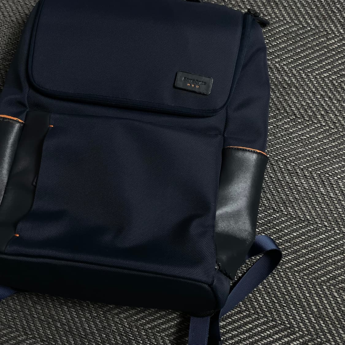 샘소나이트 미니멀 네이비 백팩y 4710 상품이미지3