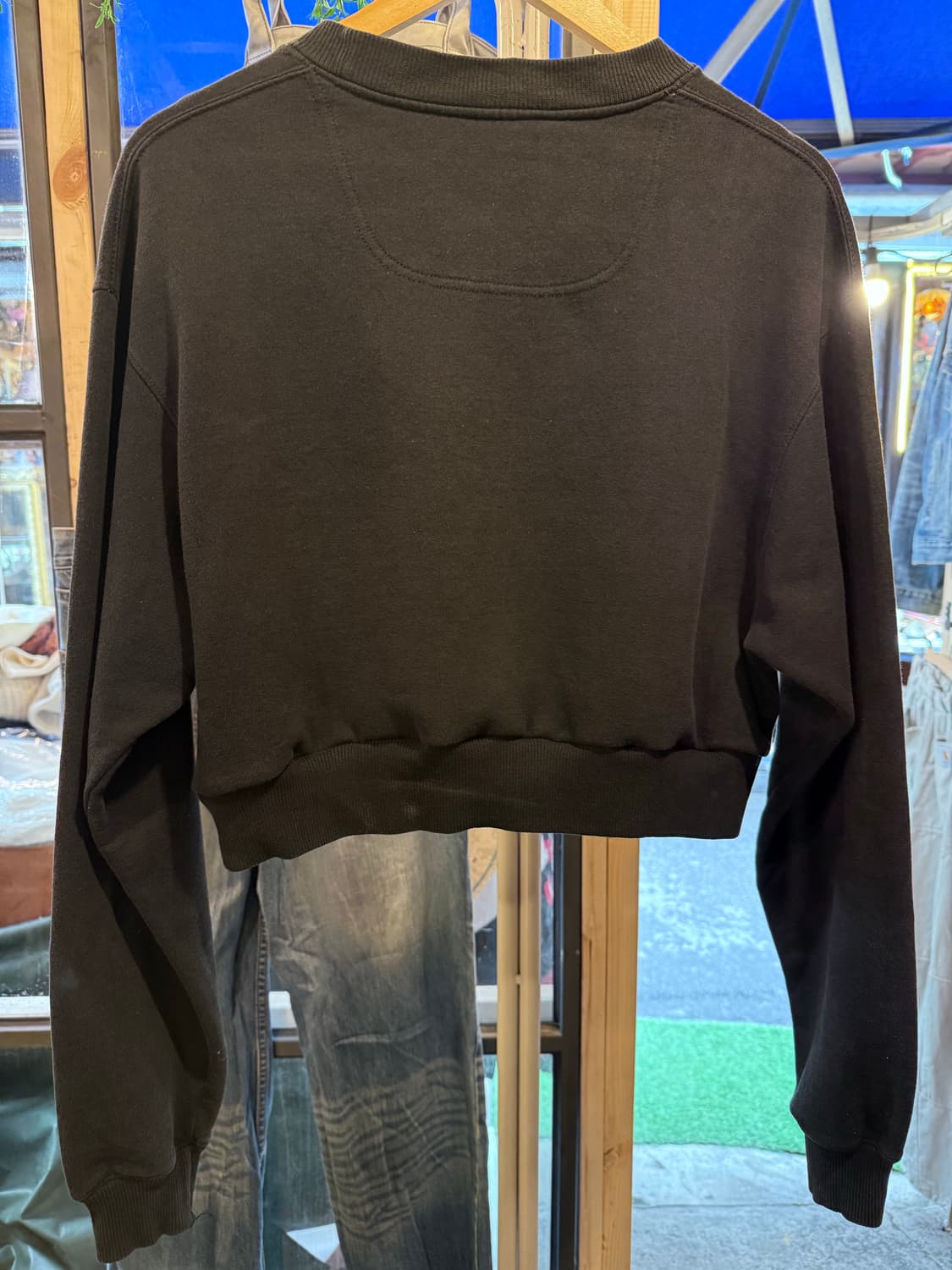 챔피온 블랙 크롭 맨투맨 상품이미지3