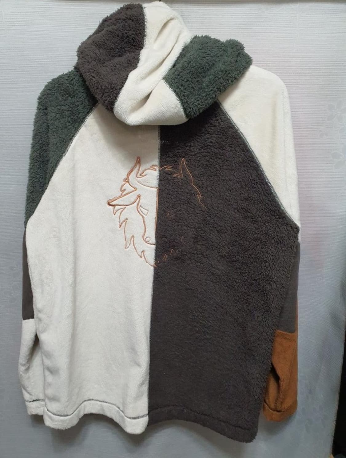 블랙야크 보아털 후드자켓 상품이미지3