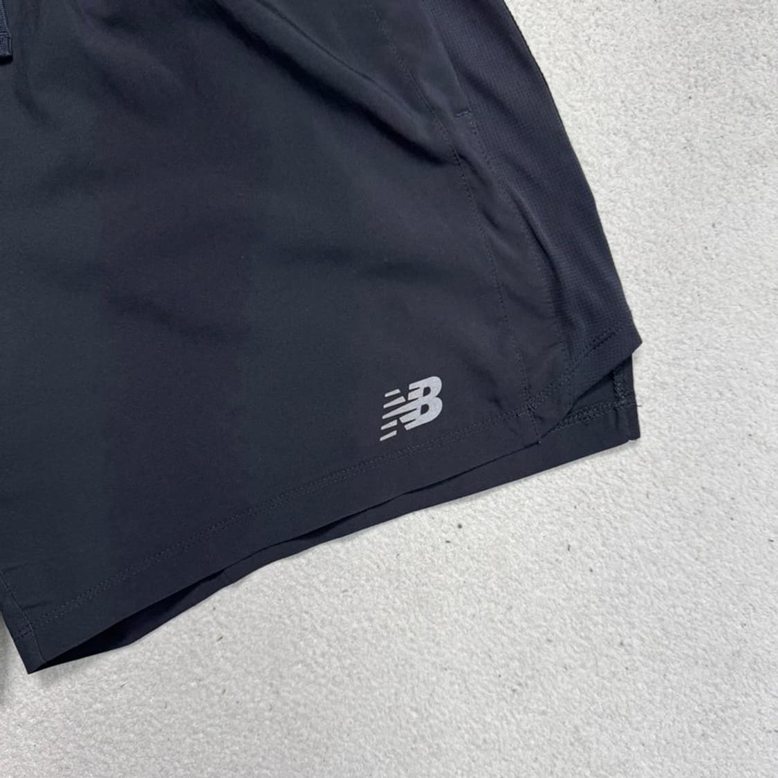 NEW BALANCE RC 5인치 우븐 러닝 쇼츠 L 상품이미지3