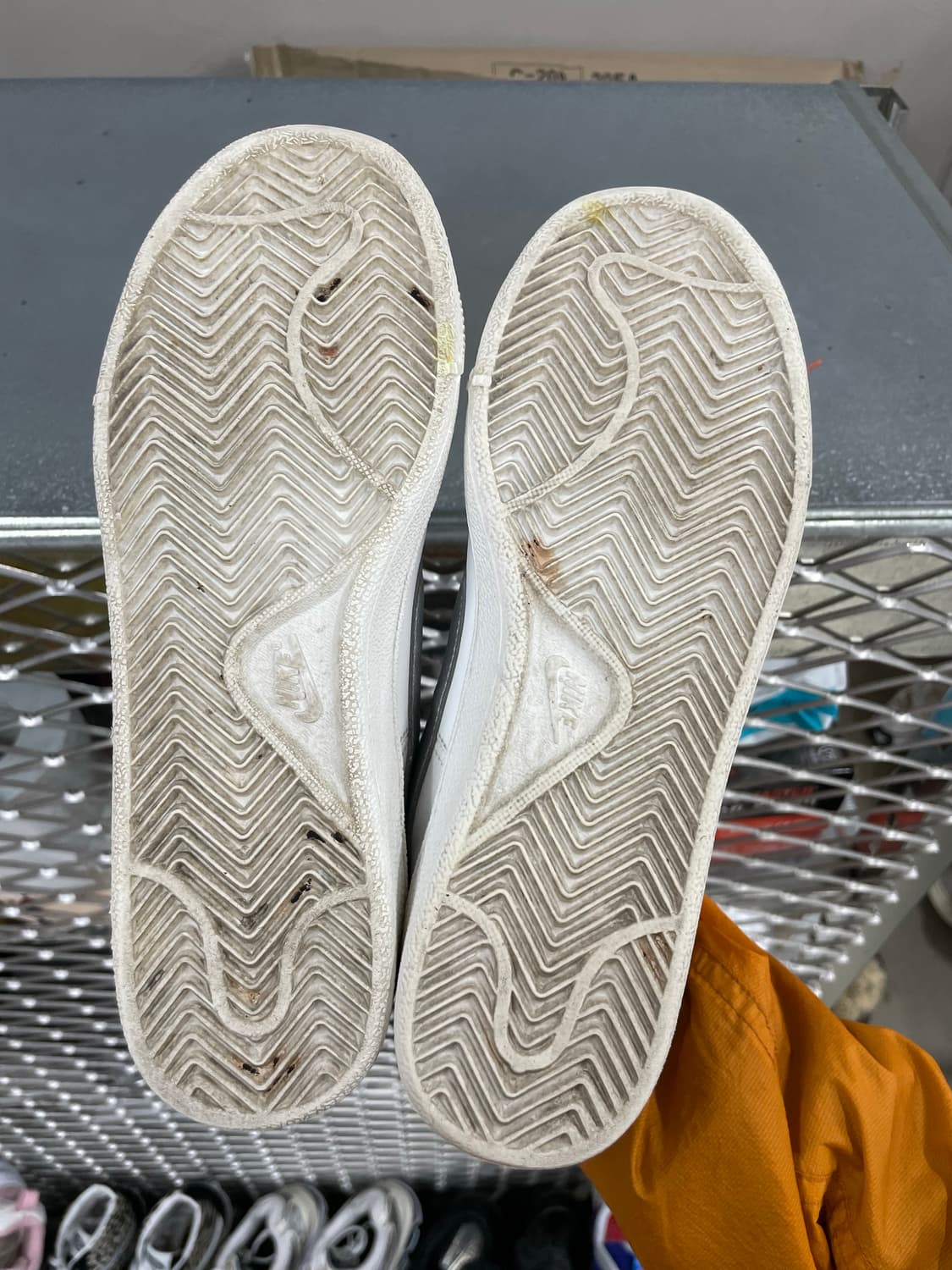 나이키 코트로얄 화이트 그레이 240 상품이미지6