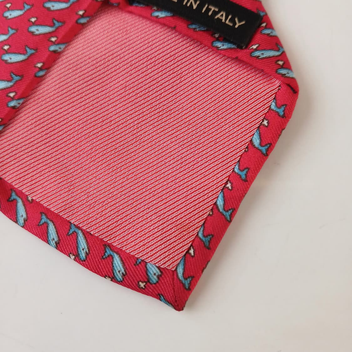 닥스 실크 레드 고래 패턴 넥타이 8.4cm A등급 A19239
 상품이미지8