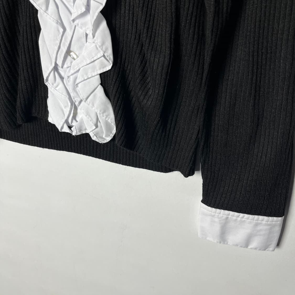 [Livre claire] 프릴셔츠 레이어드 니트 (새상품) 상품이미지4