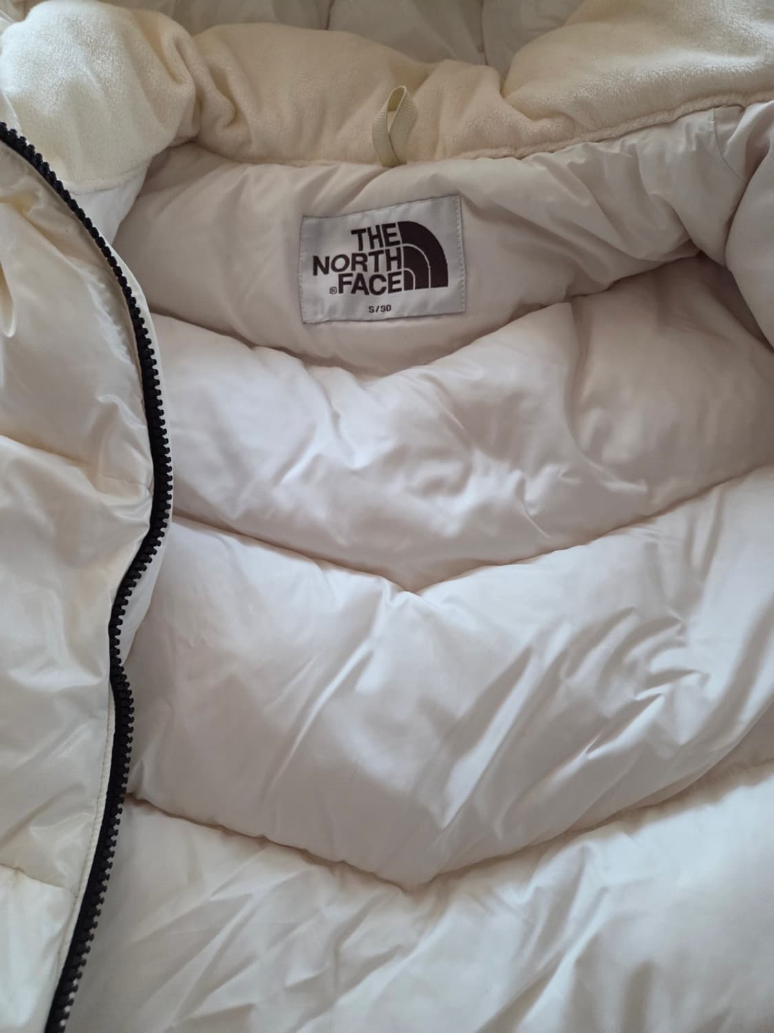 노스페이스 경량 숏 롱 다운 패딩 NJ1DP53K 상품이미지3