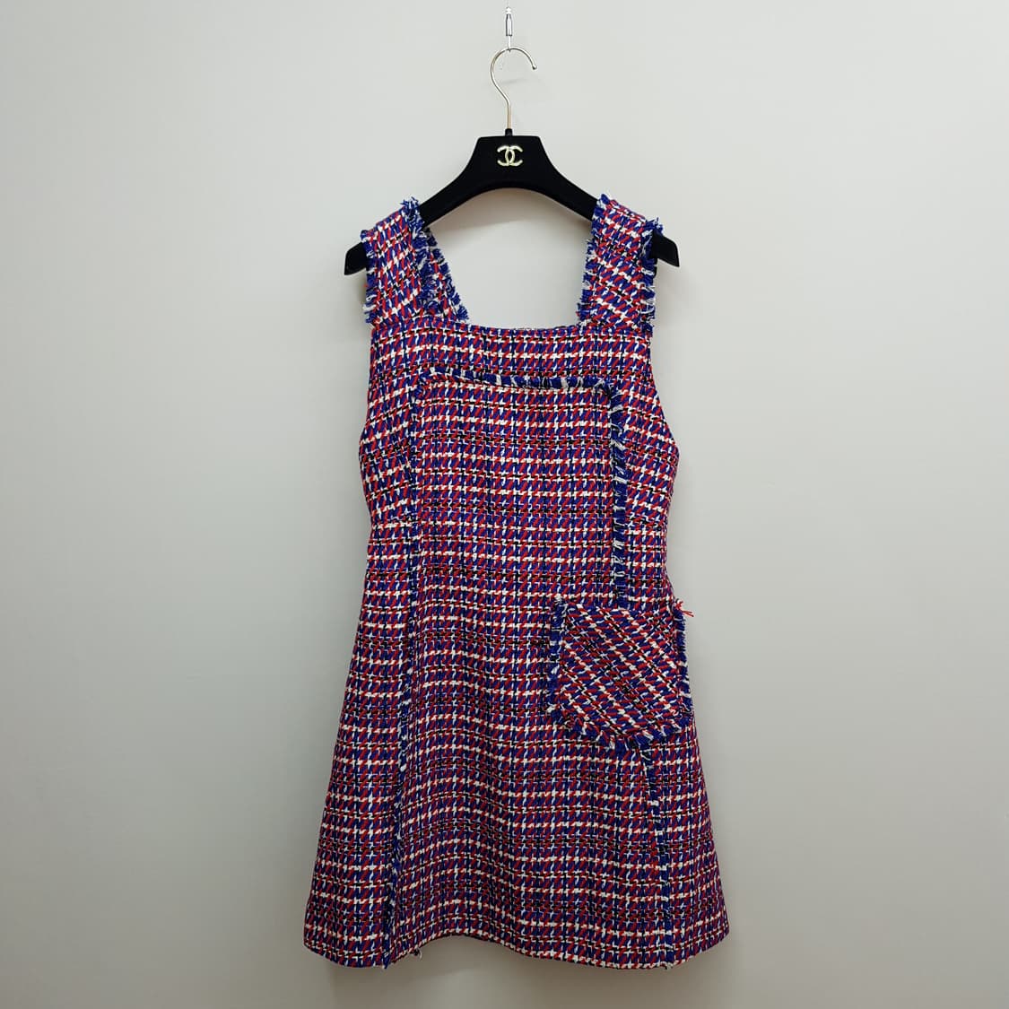 럭키슈에뜨 2021 멀티 컬러 트위드 슬리브리스 원피스 36사이즈 상품이미지1