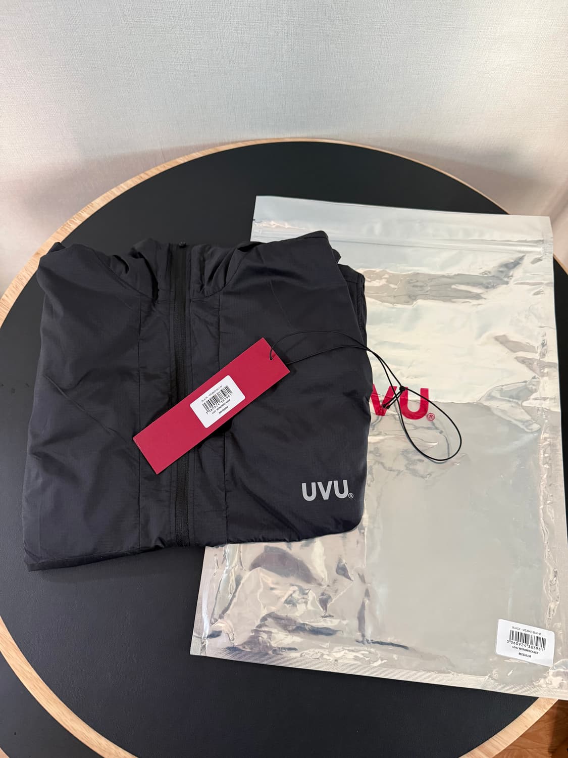 uvu windbraker M size 바람막이 상품이미지2