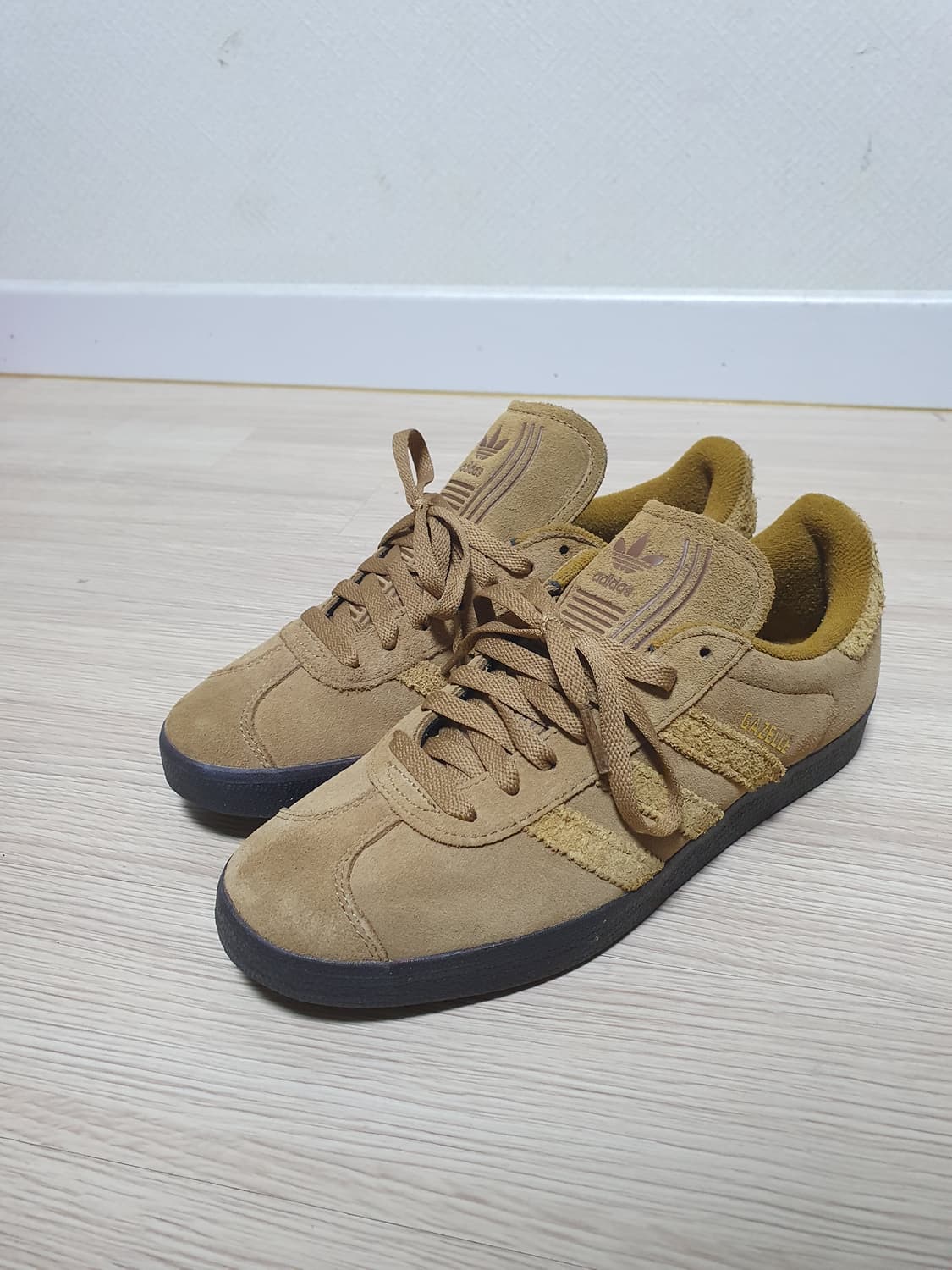 아디다스 가젤 스웨이드 브라운 스니커즈 250 상품이미지4