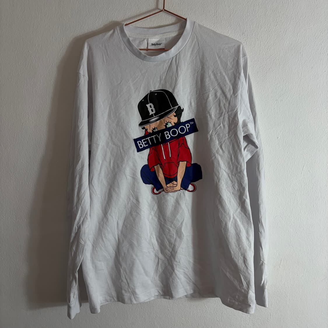 베티붑 흰색 긴팔 티셔츠(L) 상품이미지1