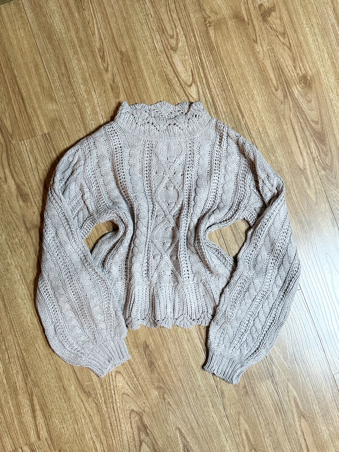 빈티지 라떼 폼폼이 레이스 러플 니트 티셔츠 히메갸루 로걀 모리걸 긱시크 상품이미지1