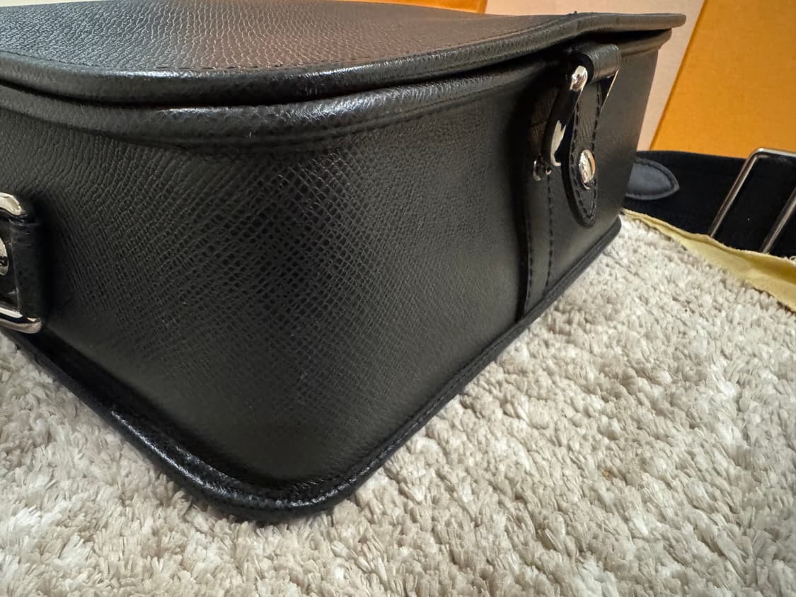 정품 루이비통 가방 크로스백 상품이미지5