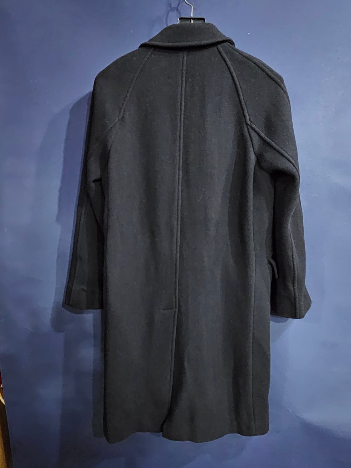 띠어리 블랙컬러 남성 95 롱코트 상품이미지2