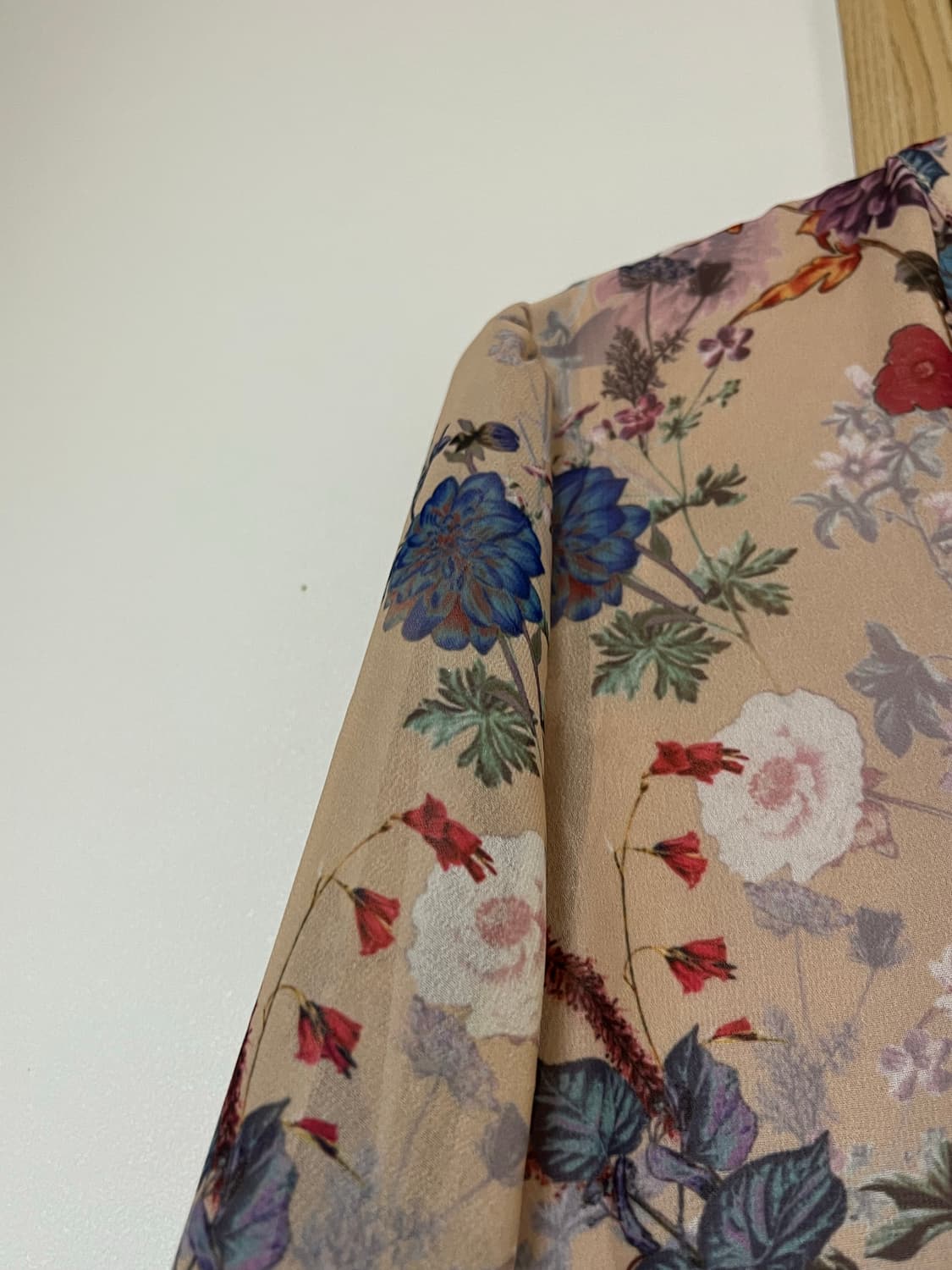 써스데이 아일랜드 플라워 쉬폰 원피스 상품이미지10