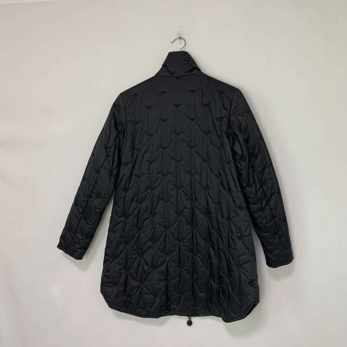 엠포리오 아르마니 블랙 퀼팅 여성 경량패딩 코트 점퍼 상품이미지5