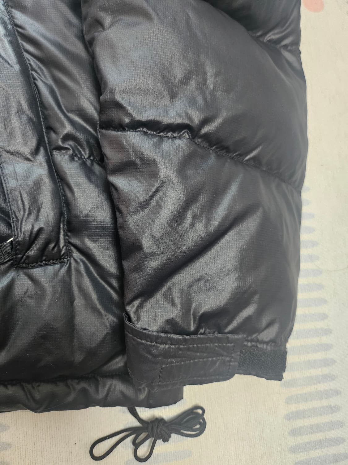 노스페이스 700 눕시패딩 블랙 상품이미지5