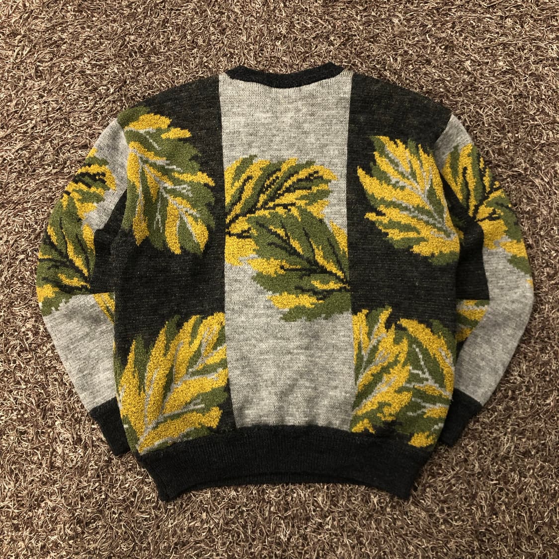 먼싱웨어 90’s 울 패턴 방풍 니트 상품이미지3