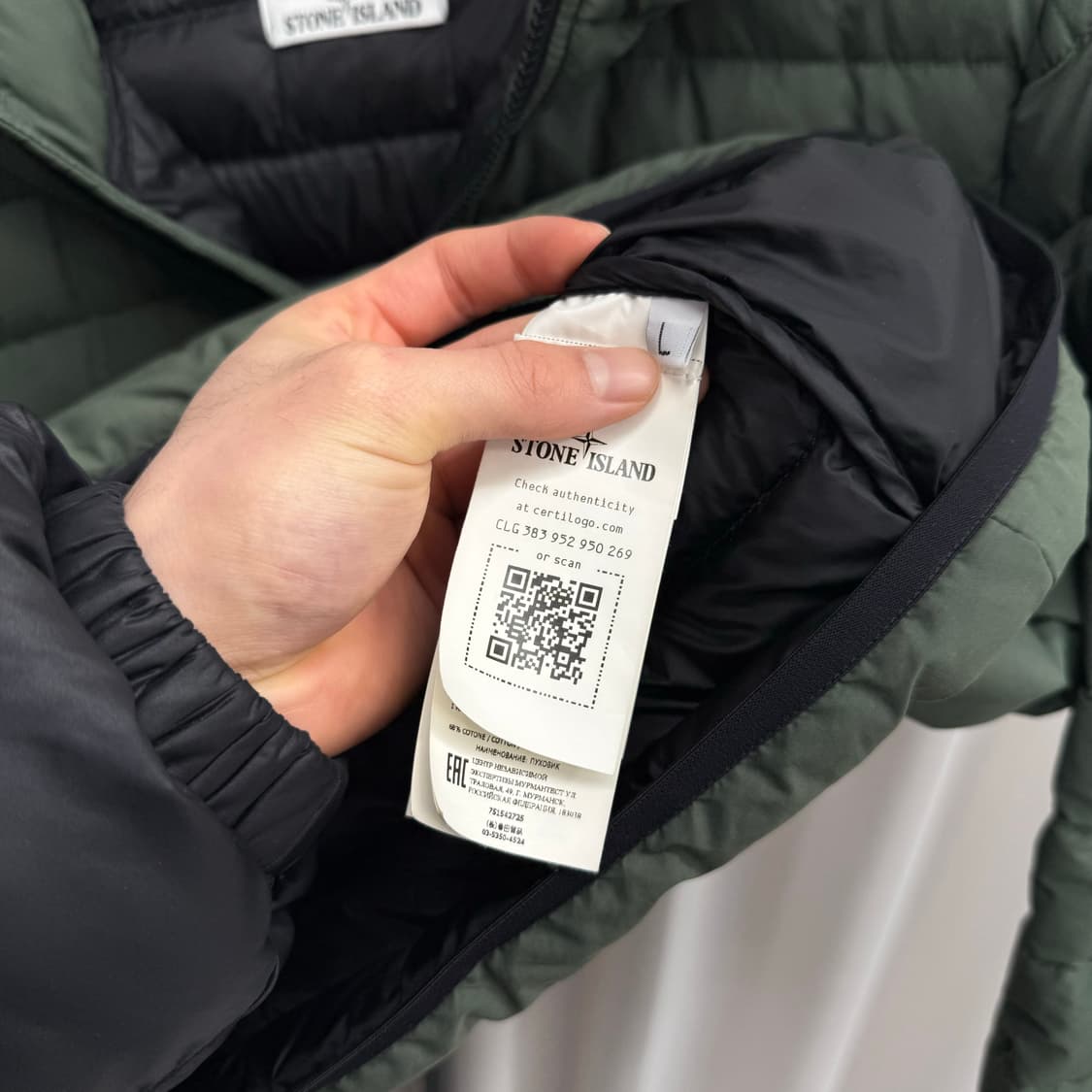 [L] 스톤아일랜드 나일론 텔라 후드 경량패딩 상품이미지5