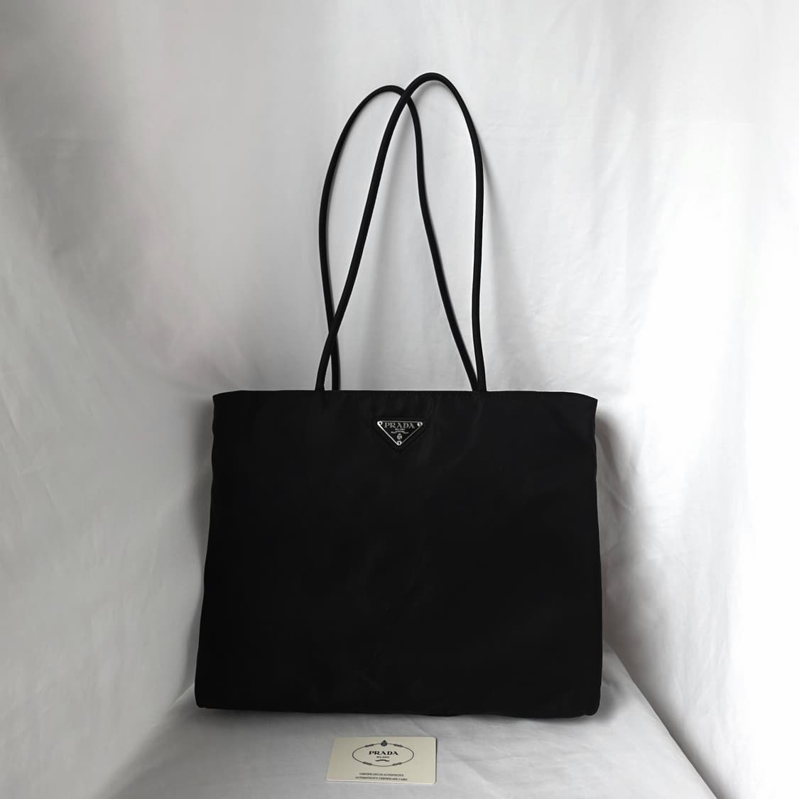 [정품 PRADA] 프라다 포코노 나일론 긴줄 숄더백 쇼퍼백 라지 상품이미지1