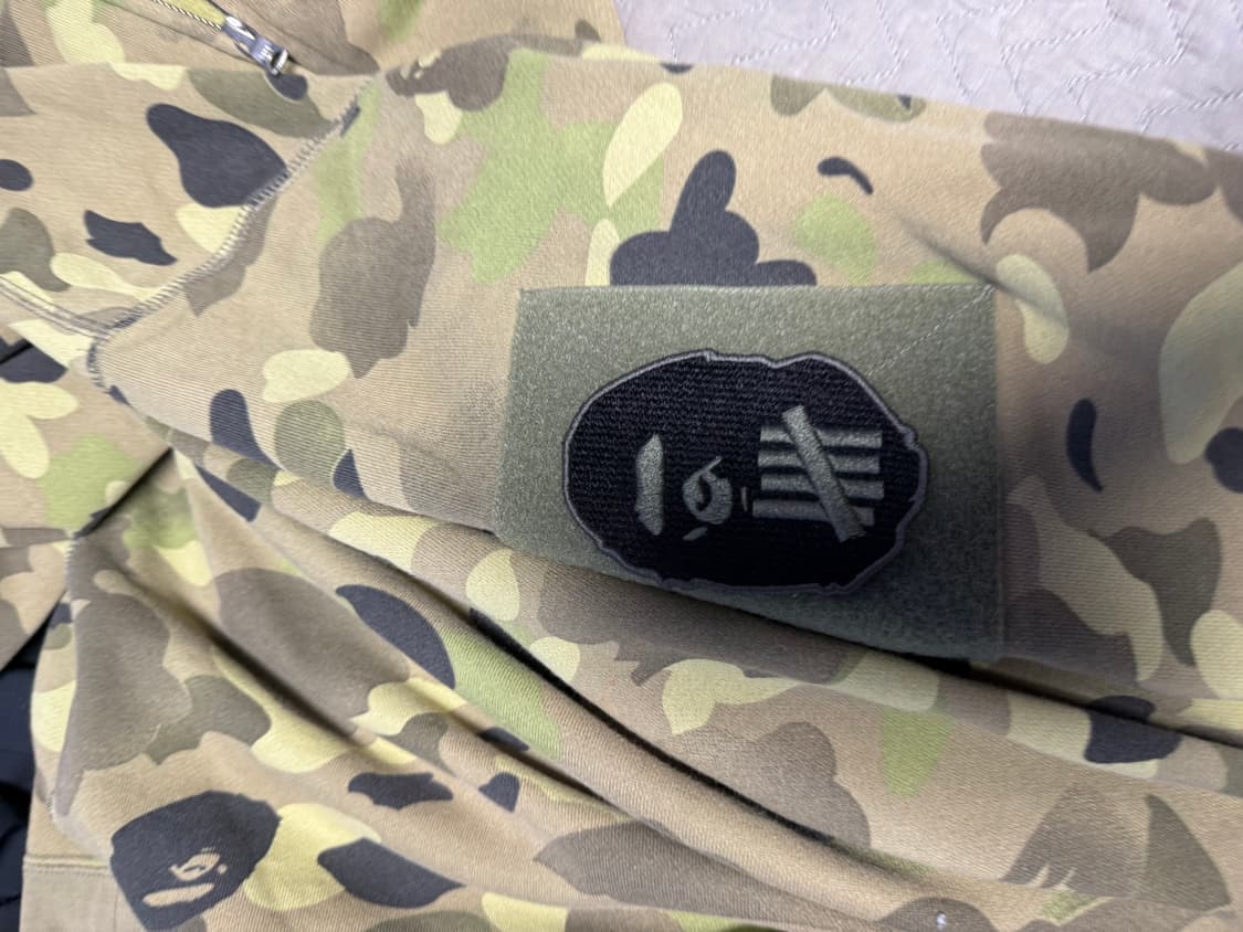 BAPE x UNDEFEATED 샤크 후드집업 카모 녹계 2XL 상품이미지3