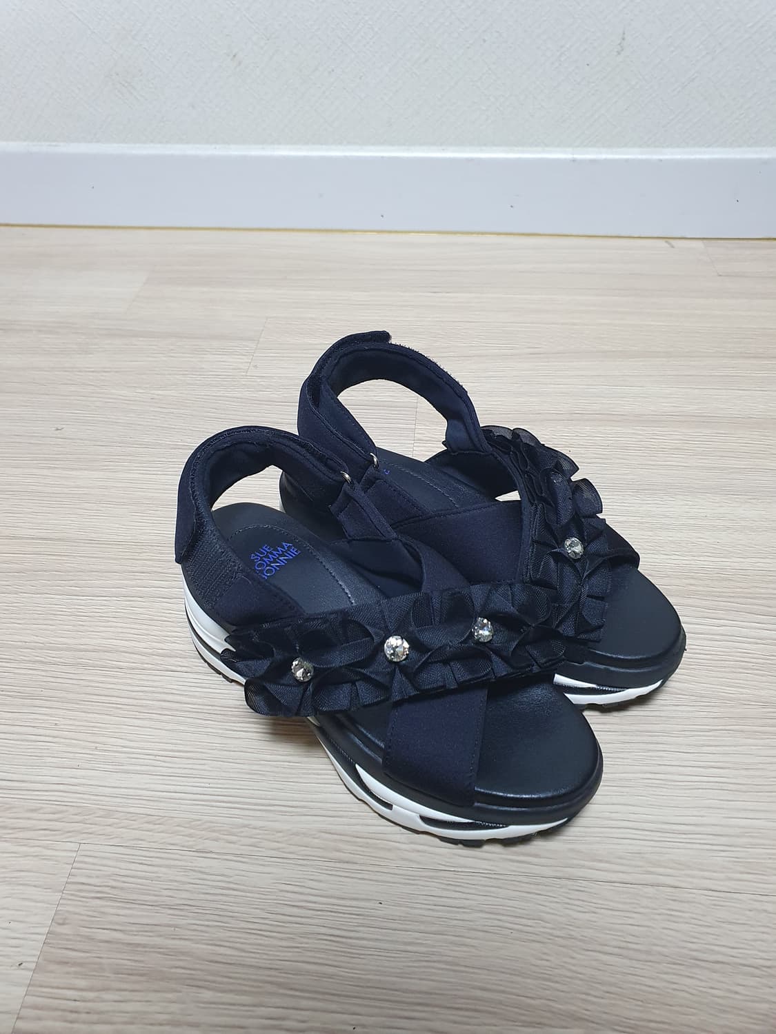 슈콤마보니 여성 샌들 235 상품이미지2