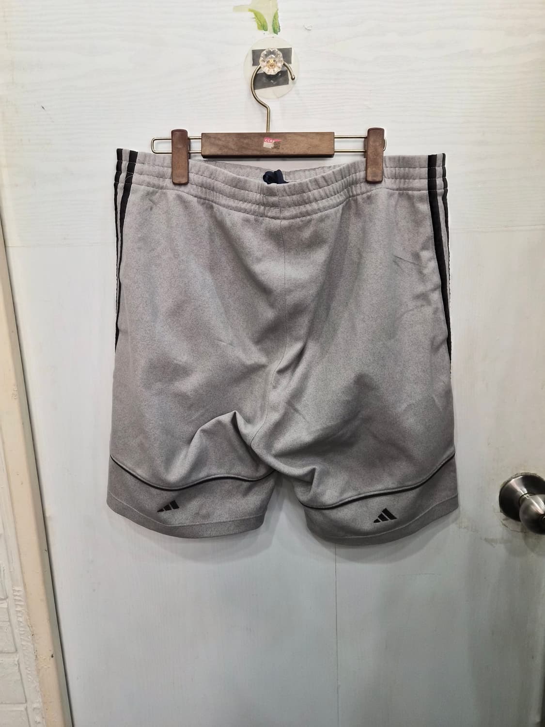일본M,오버핏,크게나옴)) adidas 아디다스 반바지! 허리 고무줄~ 상품이미지4