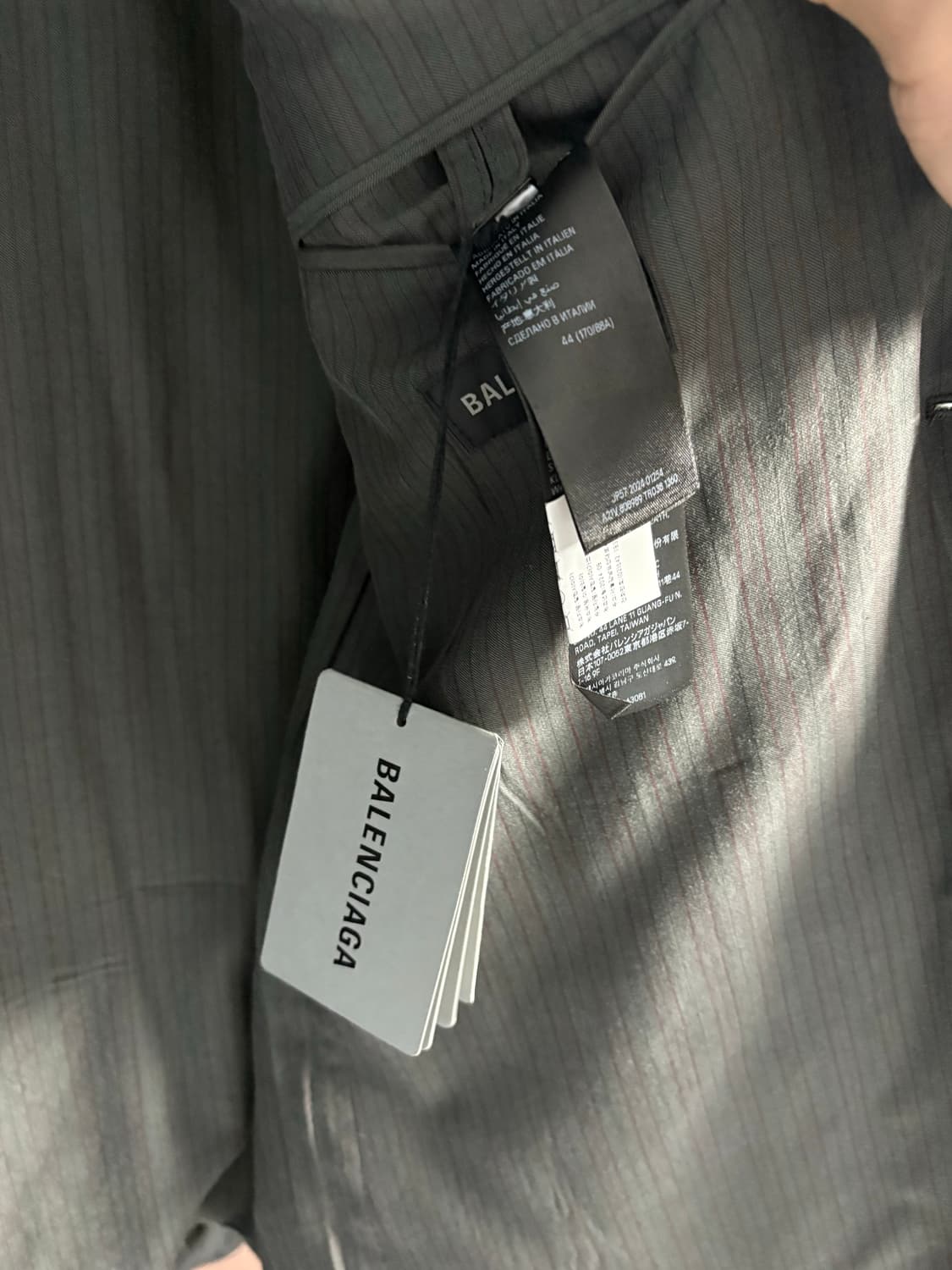 발렌시아가 패치로고 워시드 블레이저 재킷 그레이 44 상품이미지5